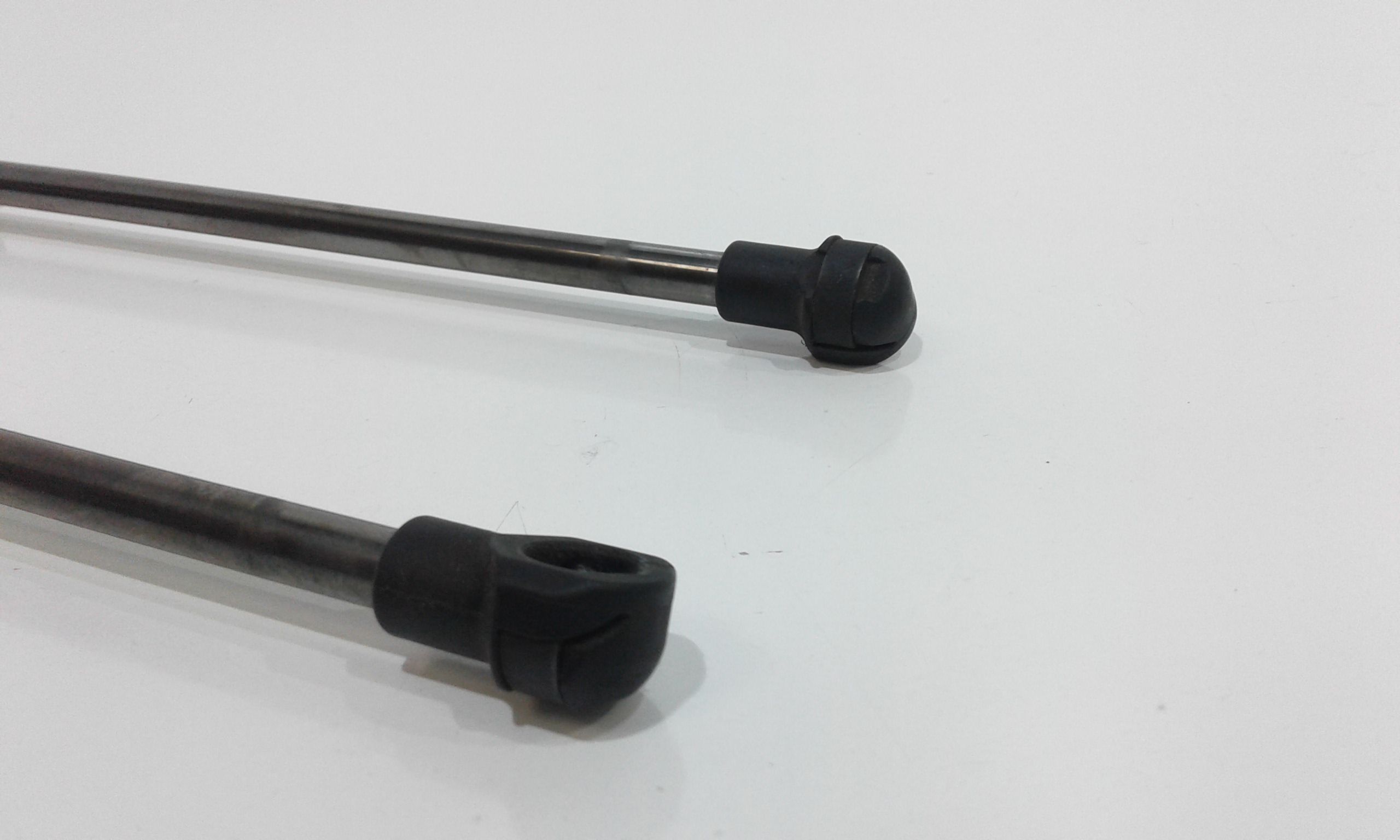 Pistoncini cofano Post. FIAT Panda 3 Serie