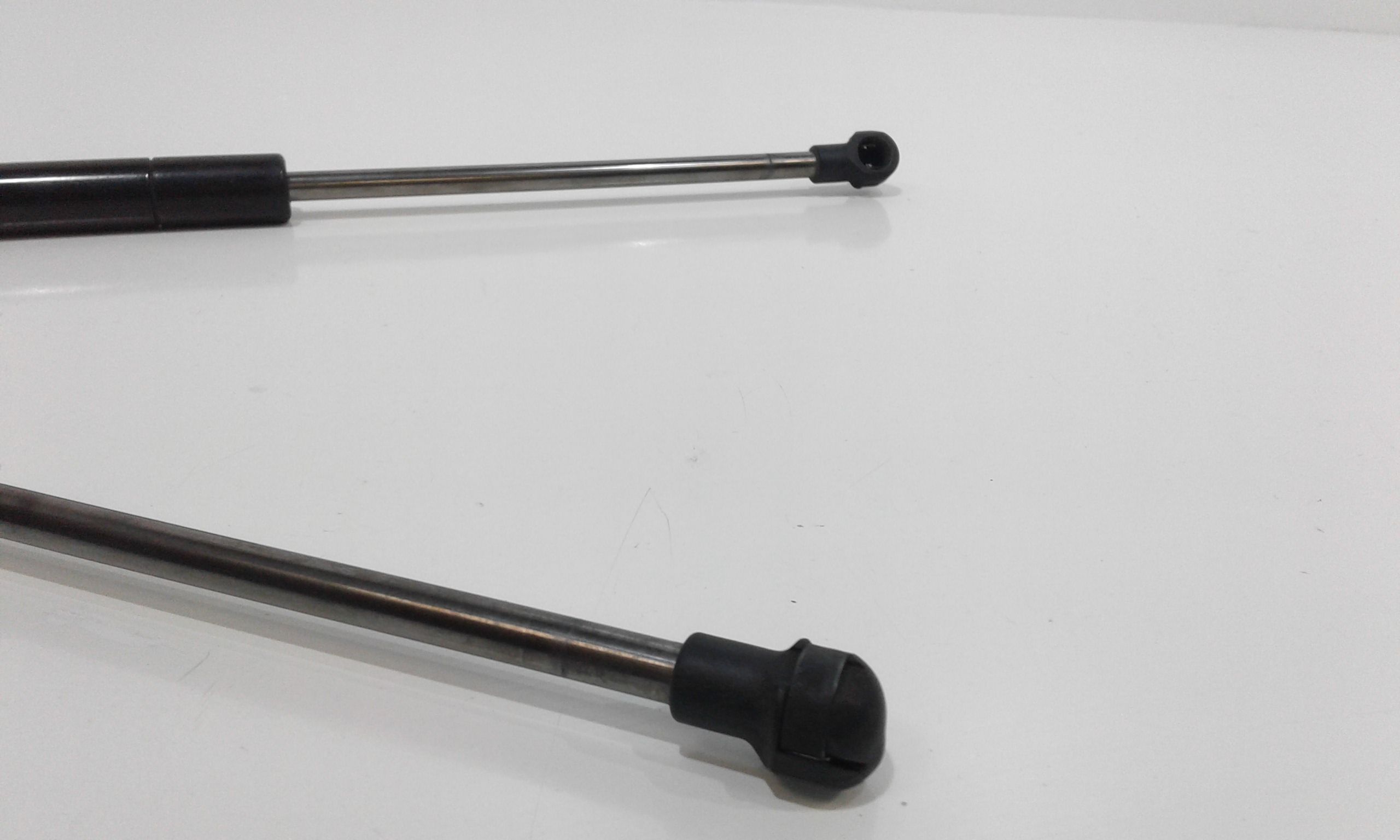 Pistoncini cofano Post. FIAT Panda 3 Serie