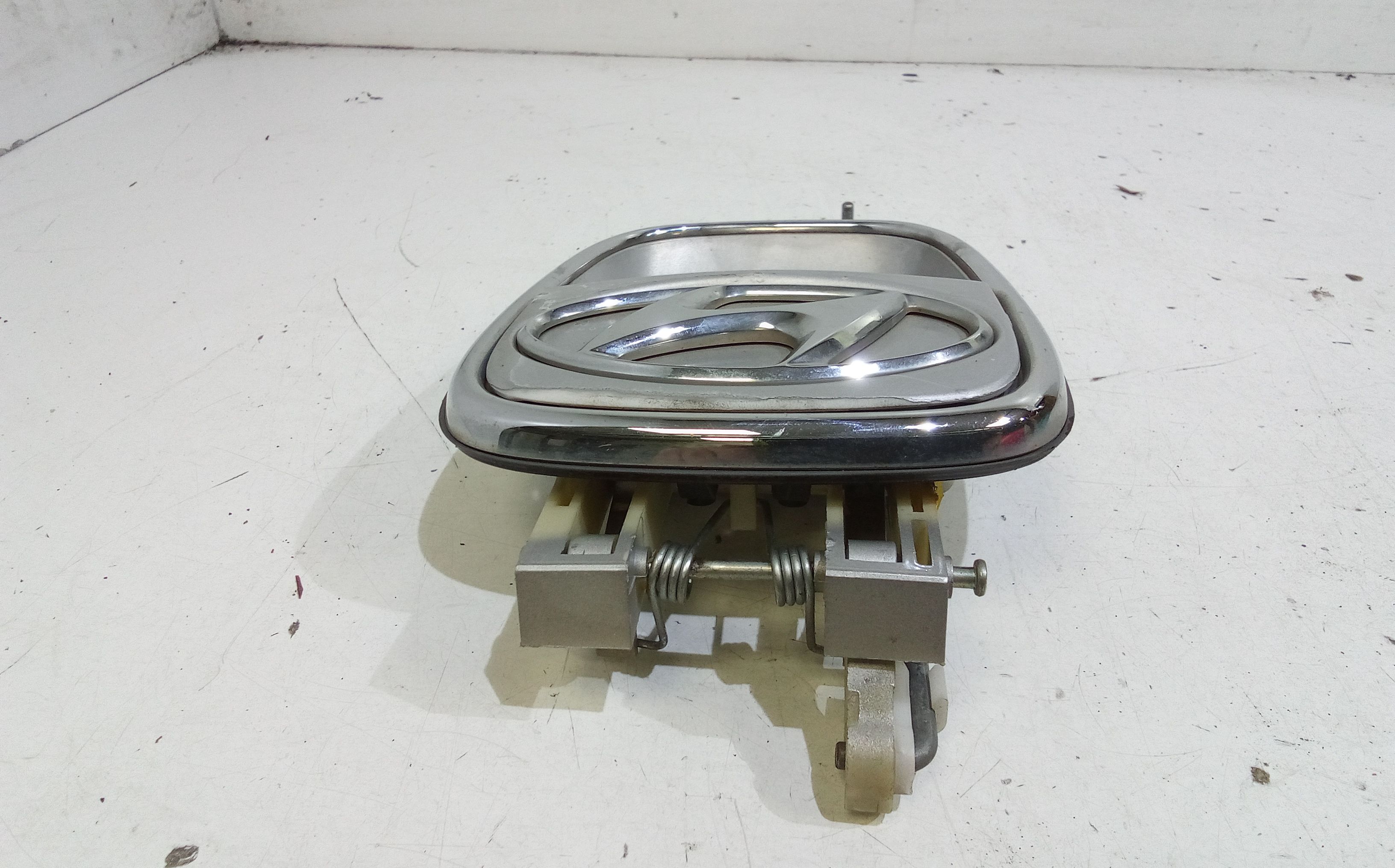 Maniglia portellone posteriore HYUNDAI i10 1 Serie