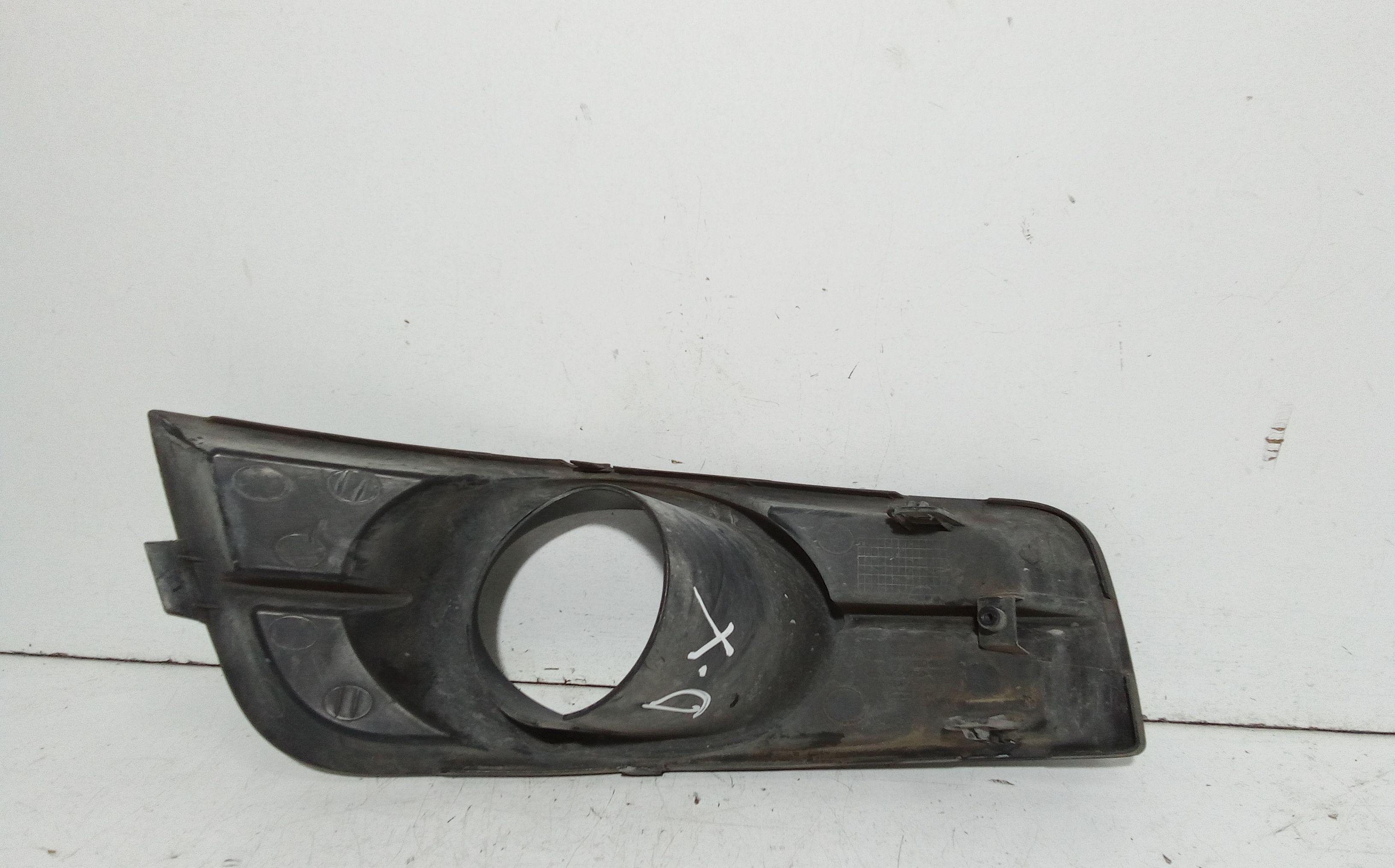 Cornice cover fendinebbia ant. DX passeggero CHEVROLET Cruze Berlina