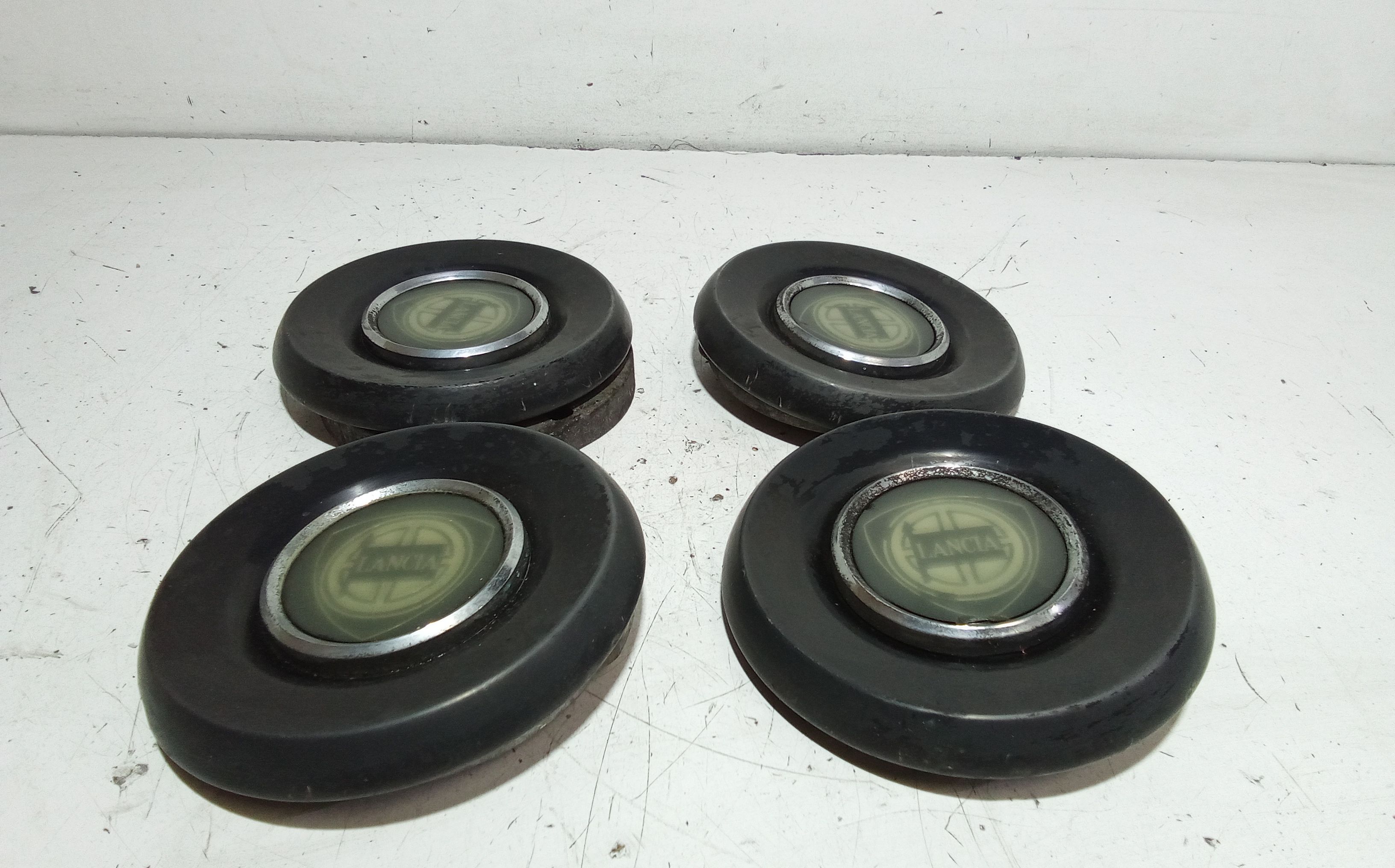 Copri mozzi LANCIA Trevi Serie (828_) (80>87)