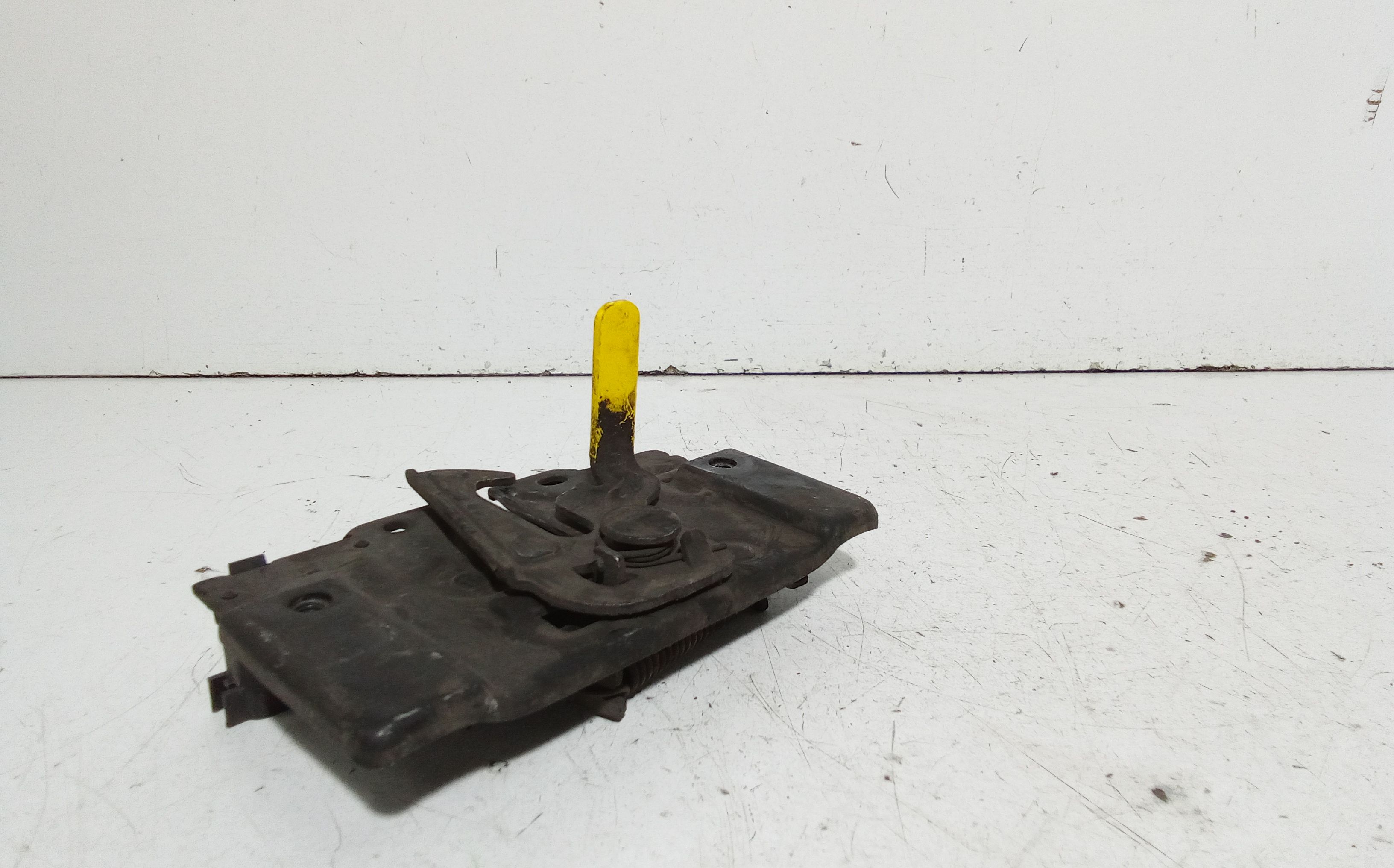 Serratura cofano anteriore FORD Fiesta 6 Serie