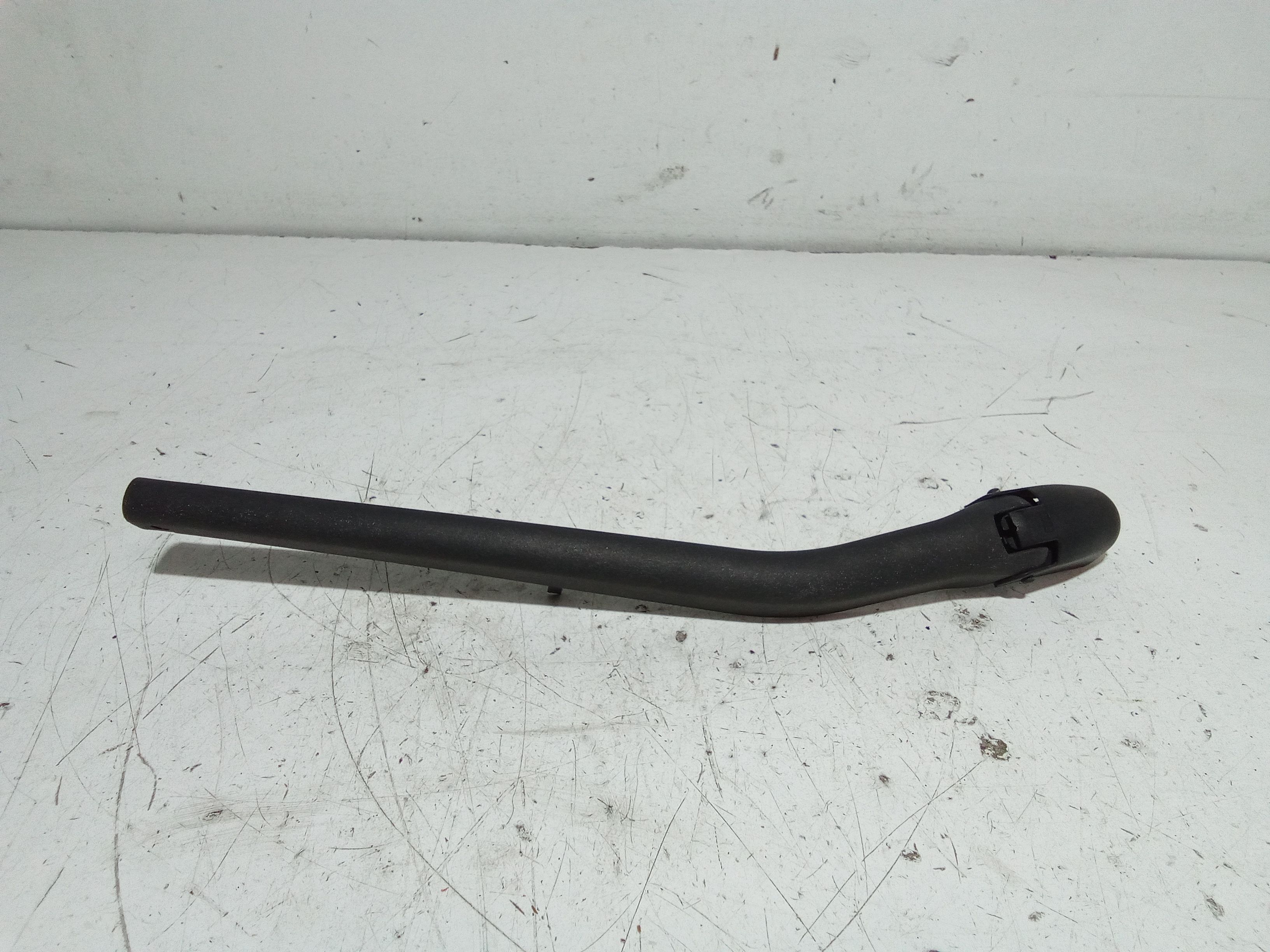 Braccio tergi posteriore FIAT Punto Berlina 5P 2 Serie