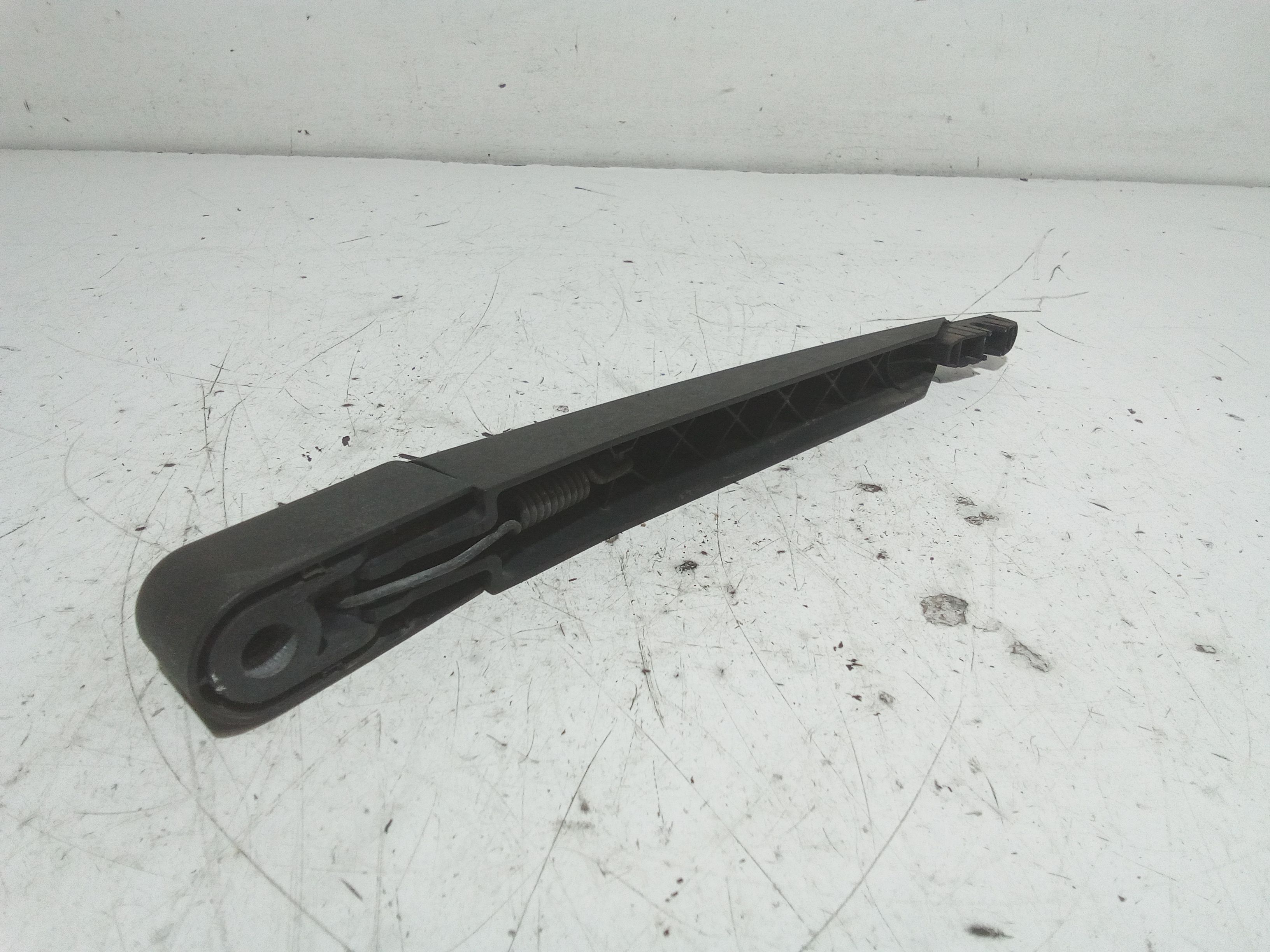 Braccio tergi posteriore NISSAN Qashqai 1 Serie