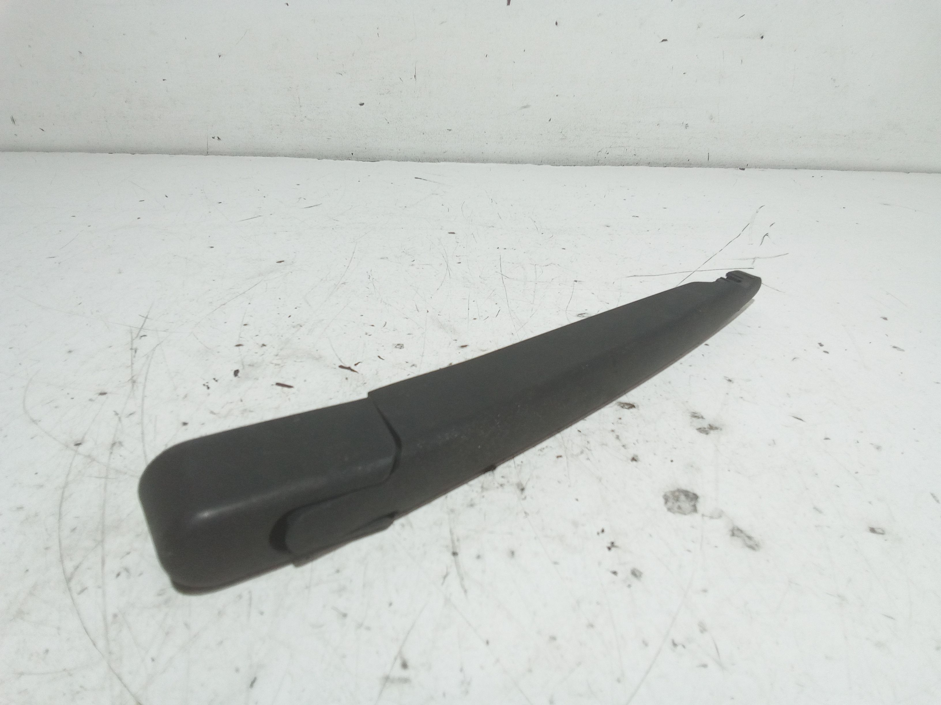 Braccio tergi posteriore NISSAN Qashqai 1 Serie