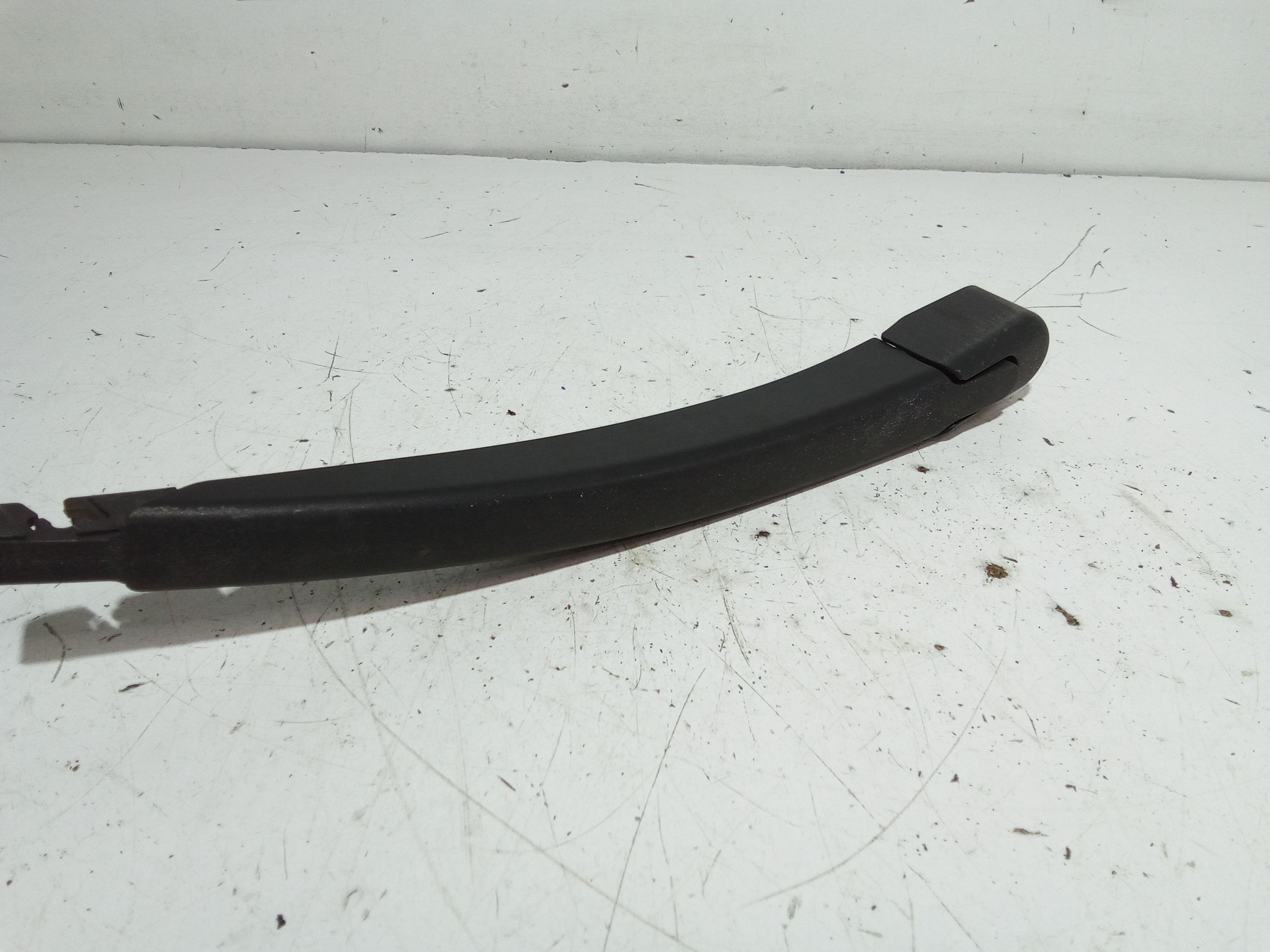 Braccio tergi posteriore FORD Fiesta 6 Serie