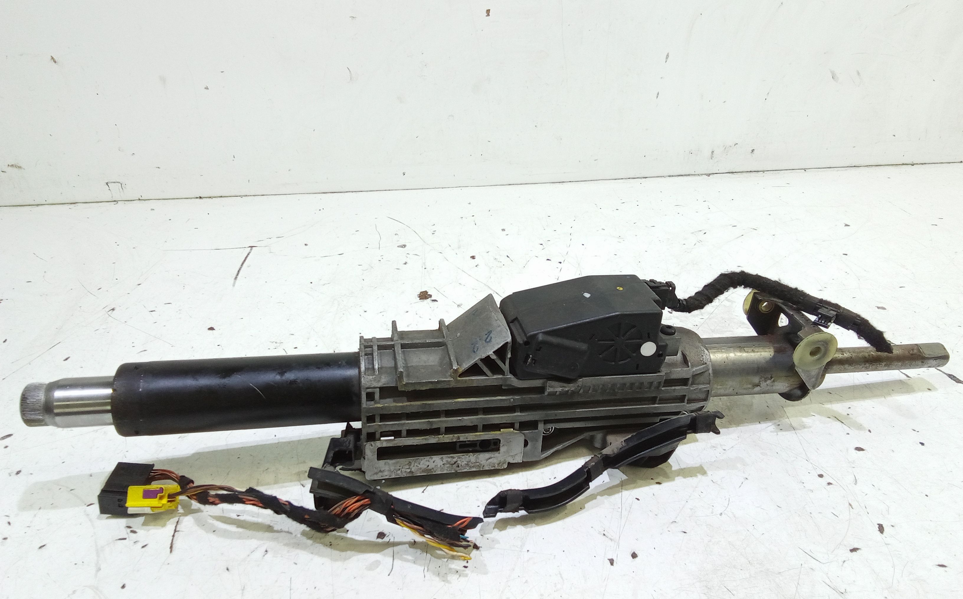 Piantone Sterzo AUDI A4 Avant (8K5) (08>15)