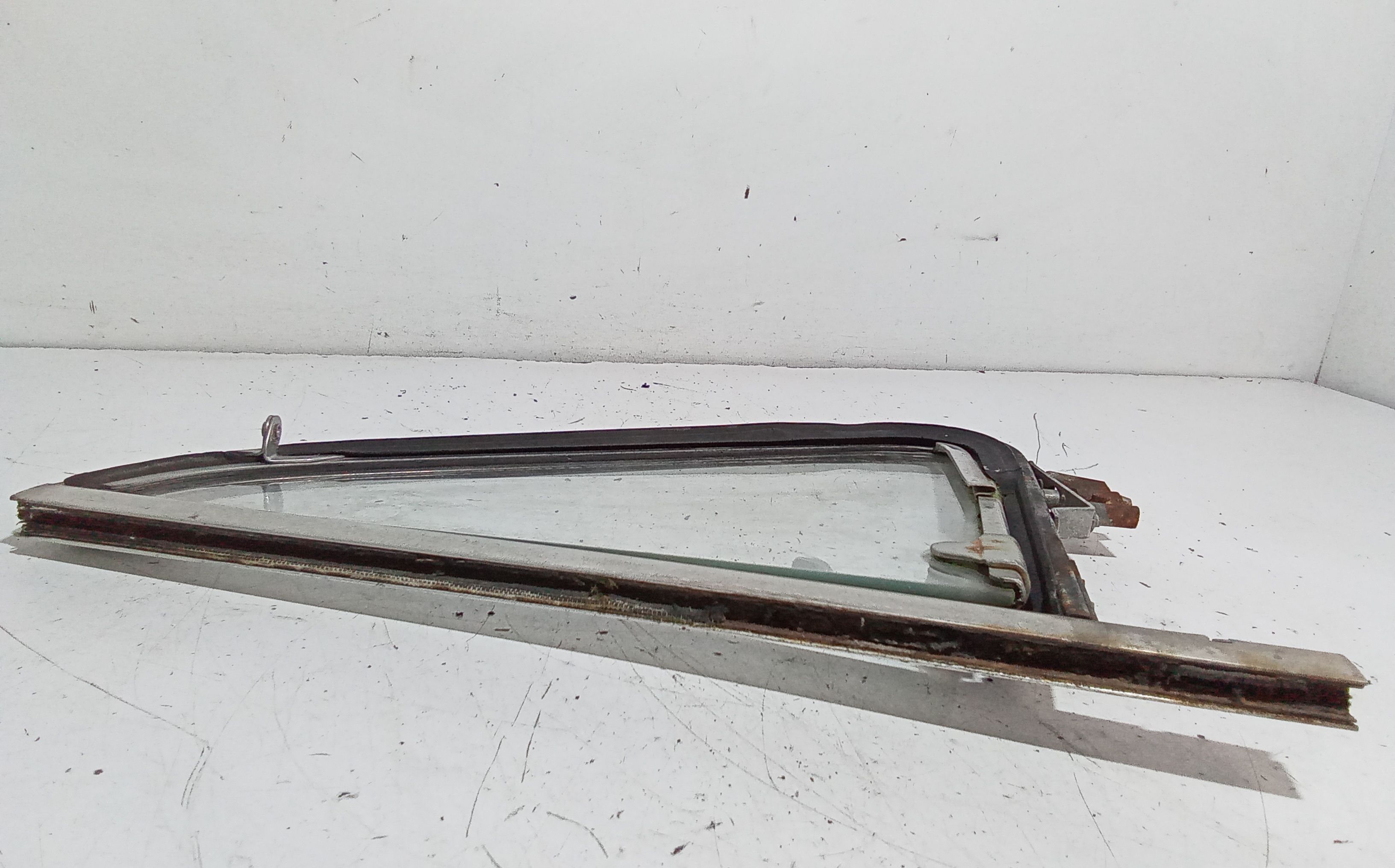 Deflettore ant DX FIAT 850 1 Serie