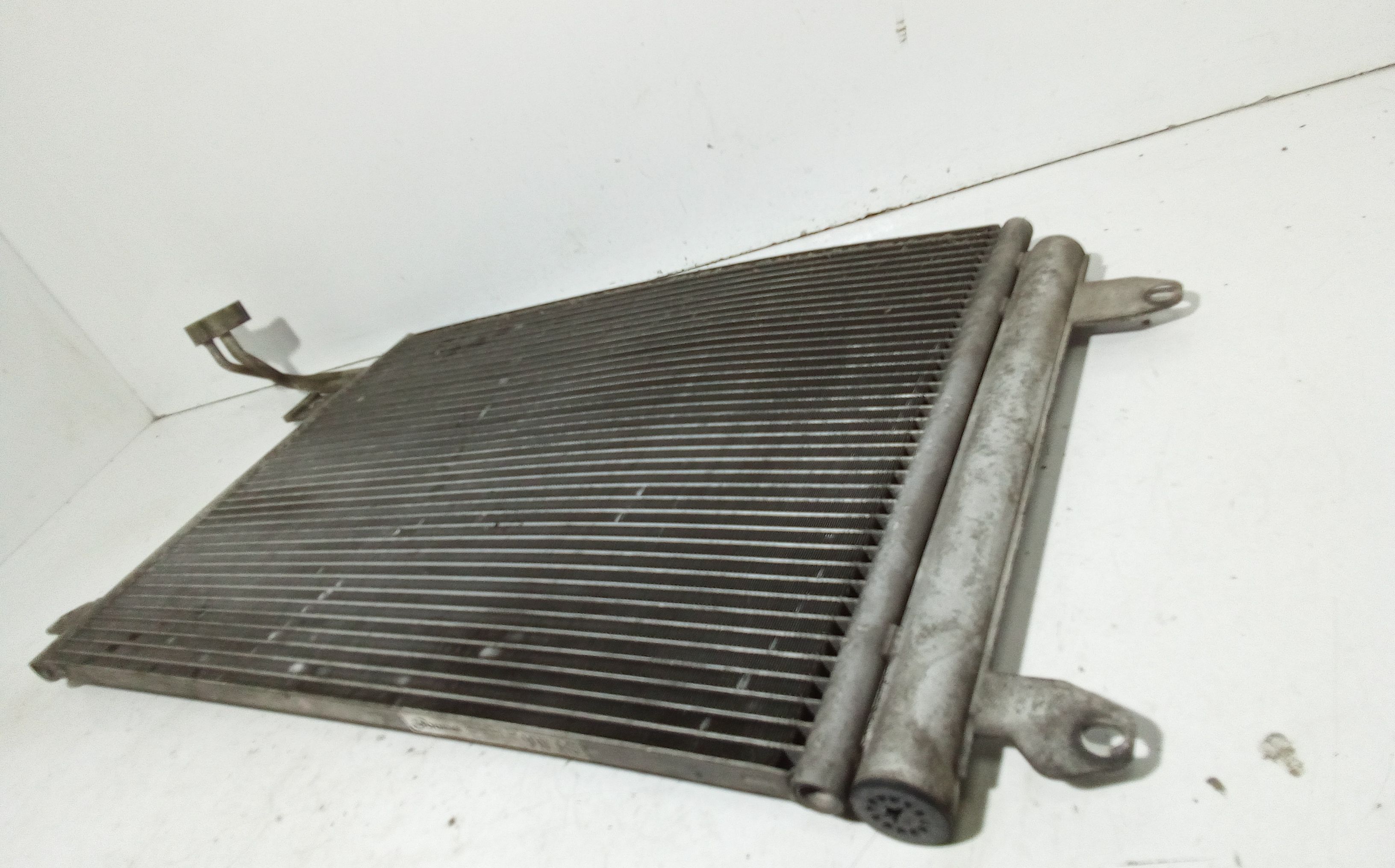 Condensatore VOLKSWAGEN Caddy 4 Serie