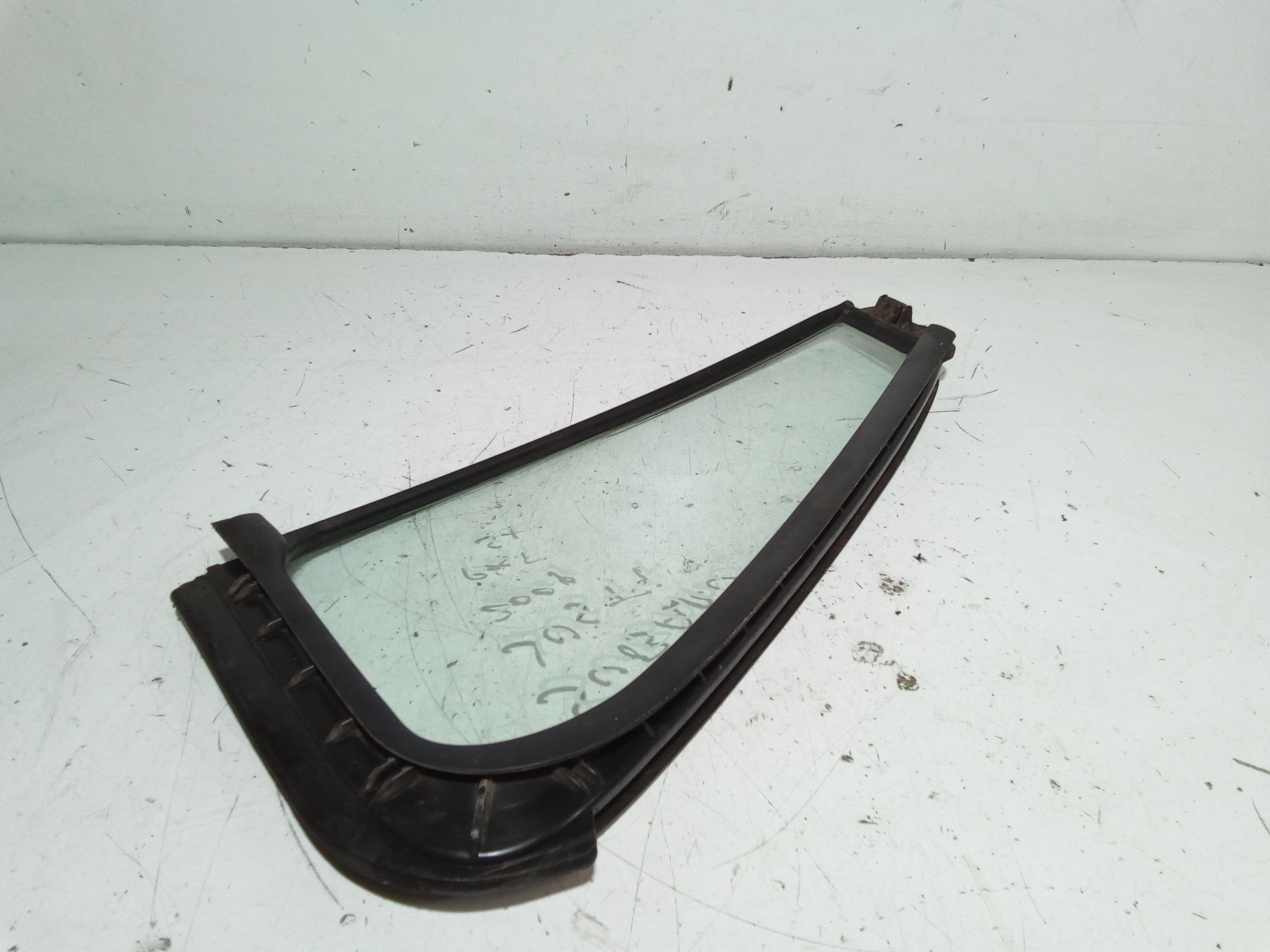 Deflettore posteriore SX SUBARU Justy 3 Serie