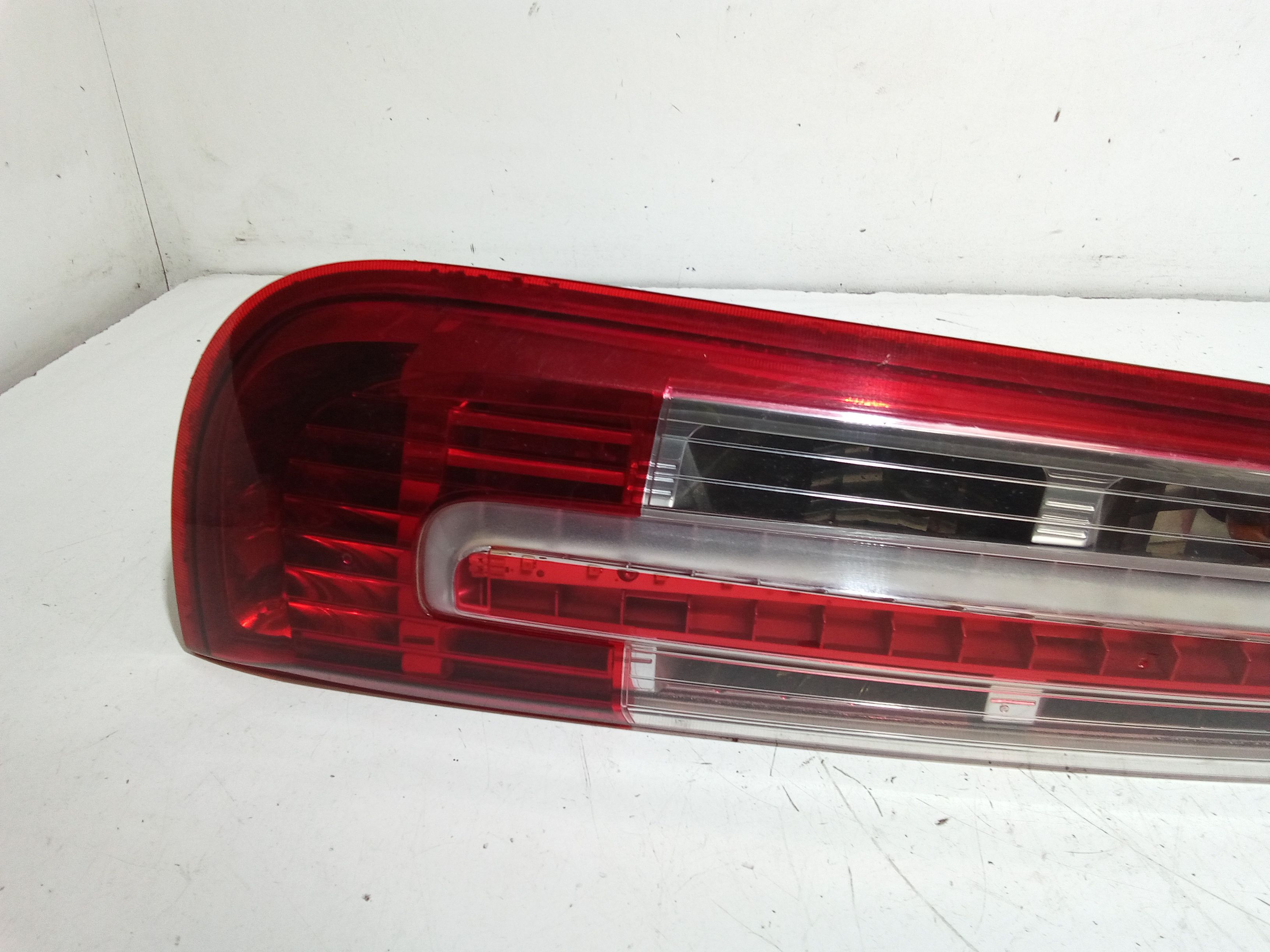 Stop fanale Posteriore sinistro a LED lato Guida FORD C - Max Serie (07>10)