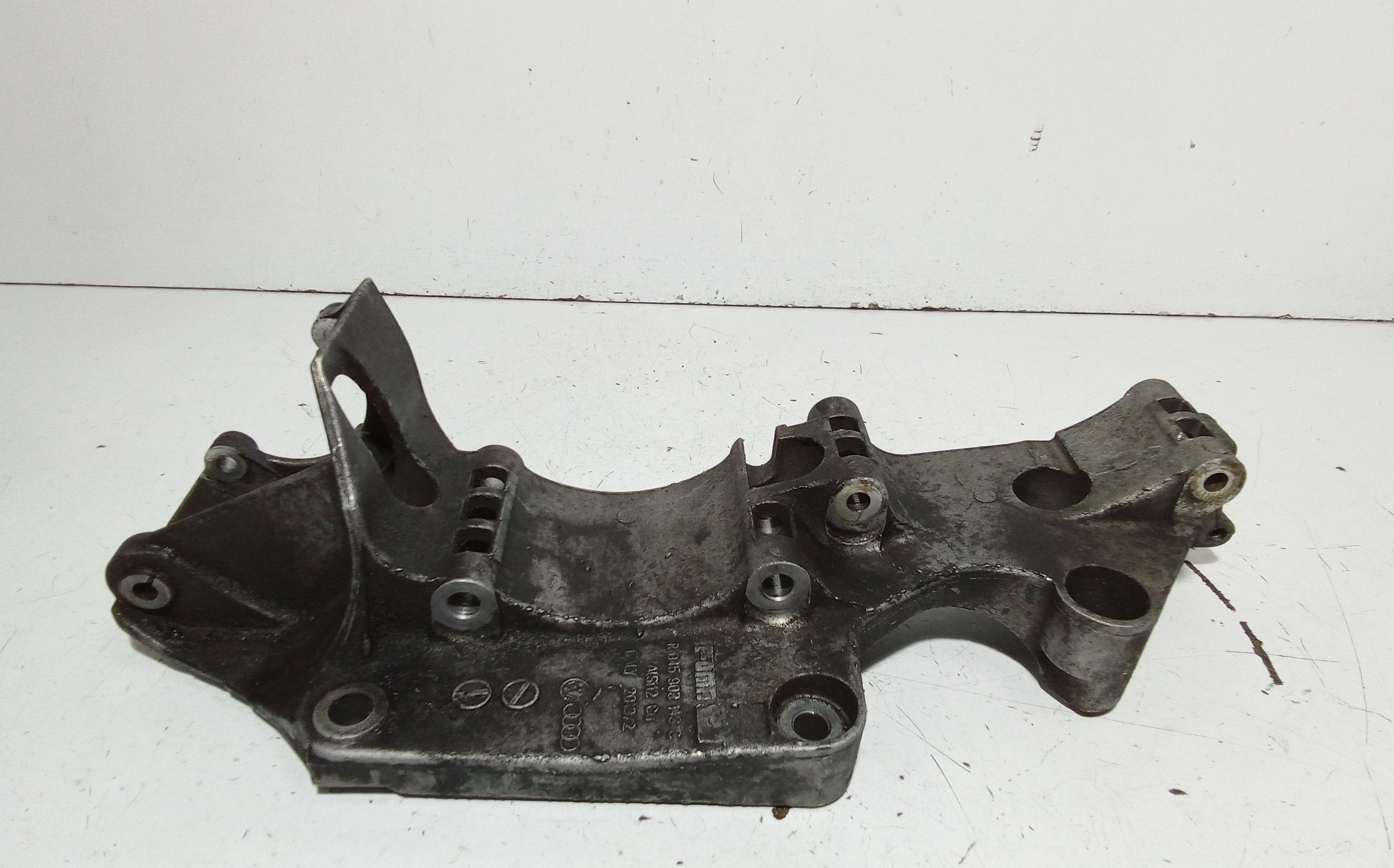 Supporto alternatore VOLKSWAGEN New Beetle 1 Serie