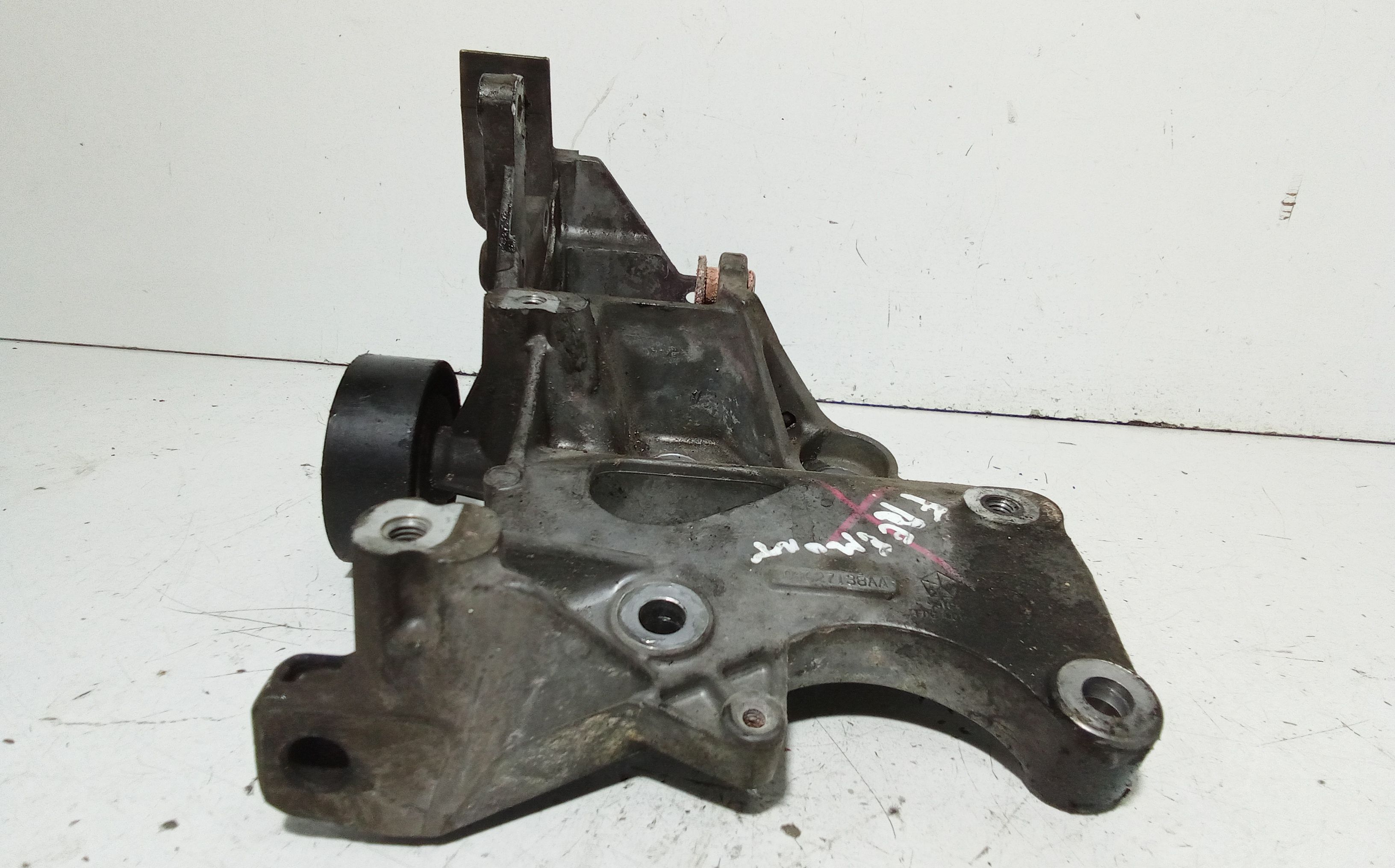 Supporto alternatore FIAT Freemont 1 Serie