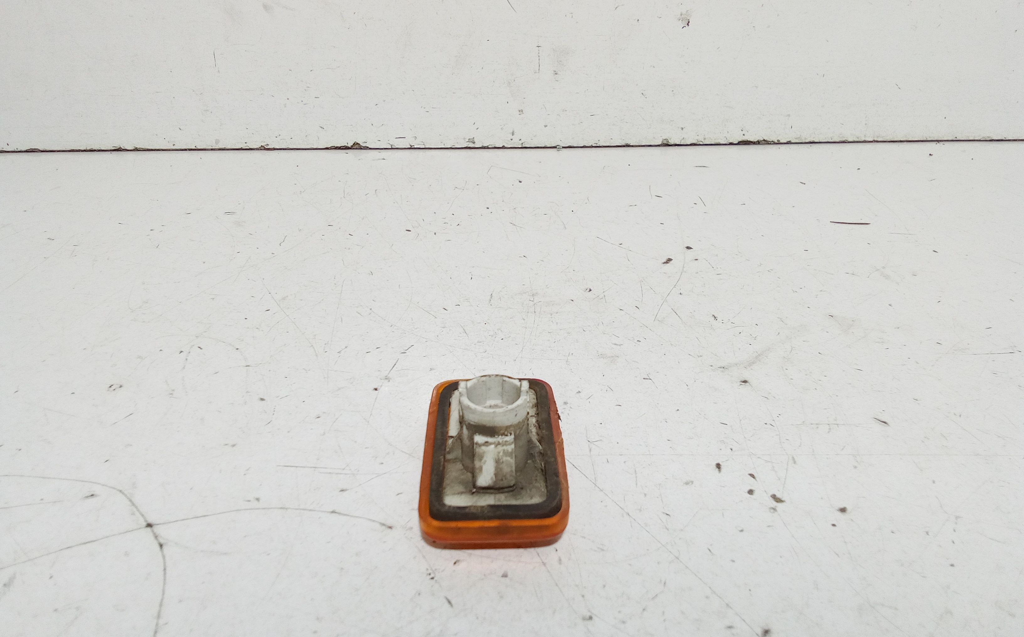 Freccia DX parafango VOLKSWAGEN Polo 2 Serie