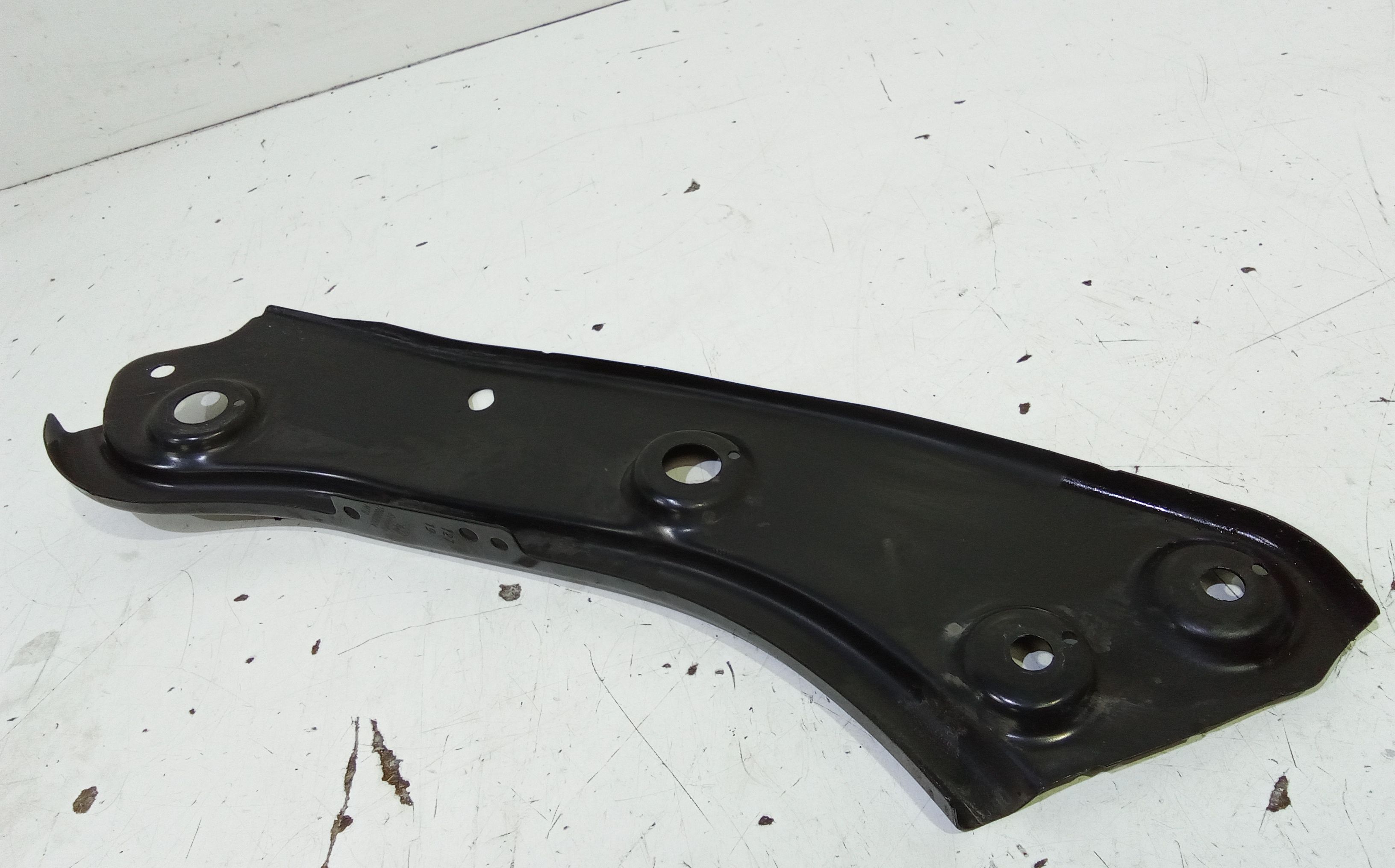 Supporto Faro Destro VOLKSWAGEN Caddy 4 Serie