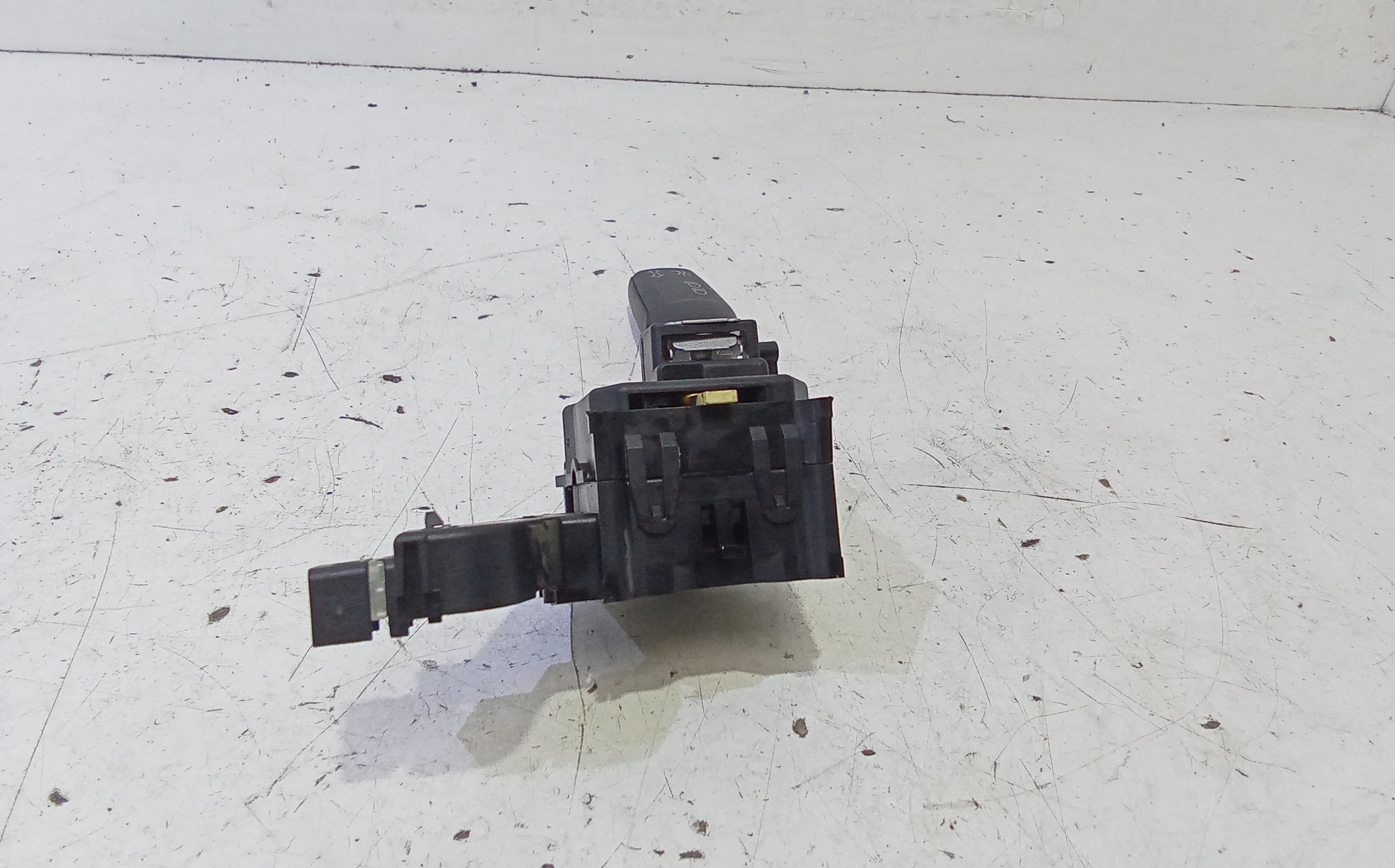 Devioluci sinistro AUDI A3 Sportback Serie (8PA) (04>08)