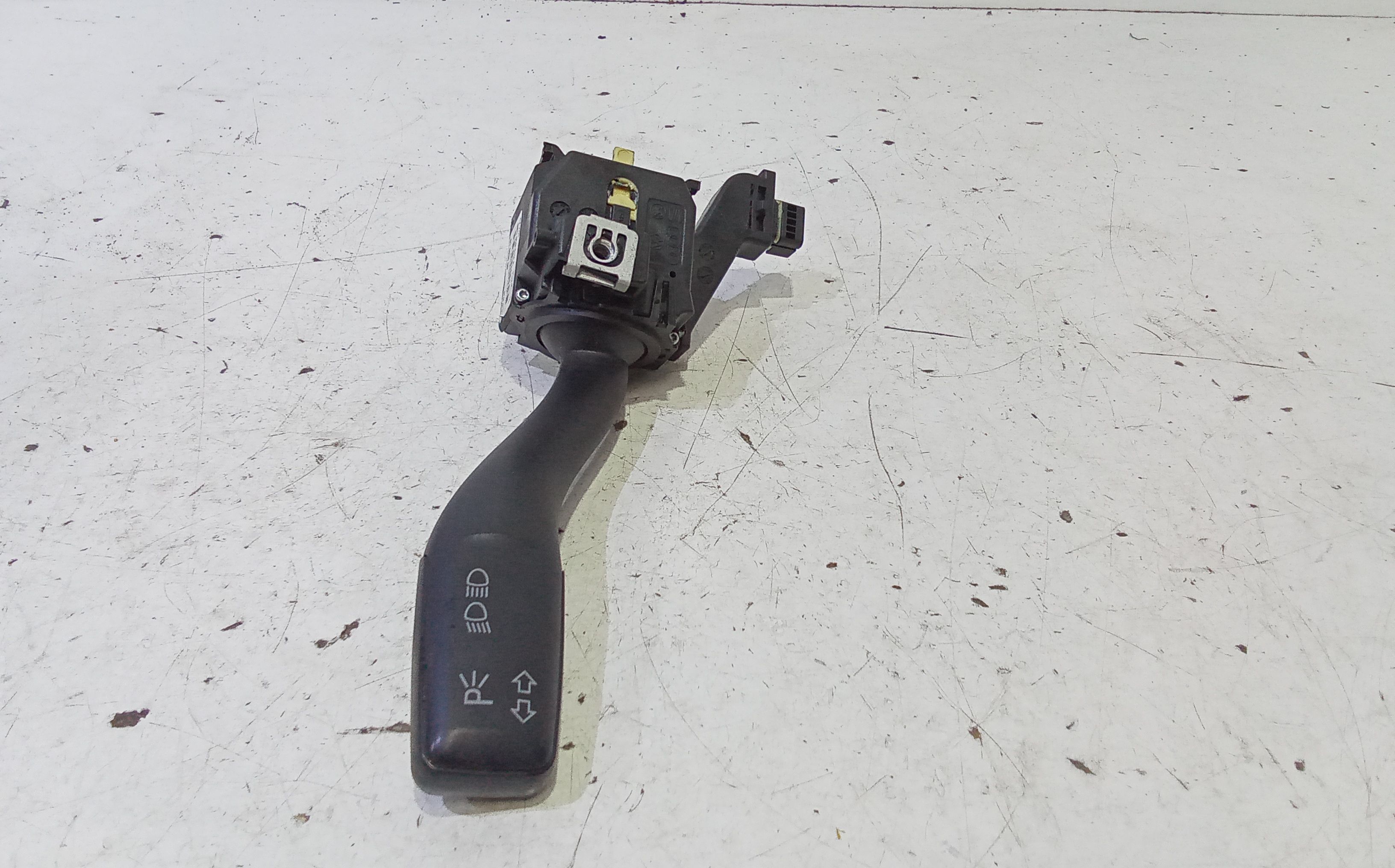 Devioluci sinistro AUDI A3 Sportback Serie (8PA) (04>08)