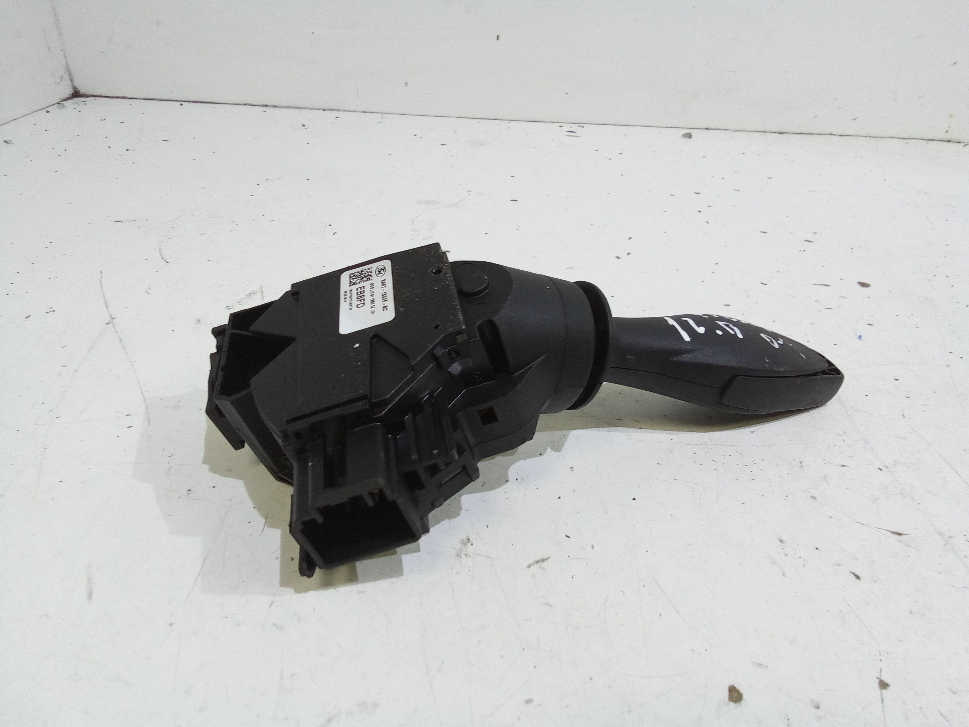 Devioluci sinistro FORD Fiesta 6 Serie