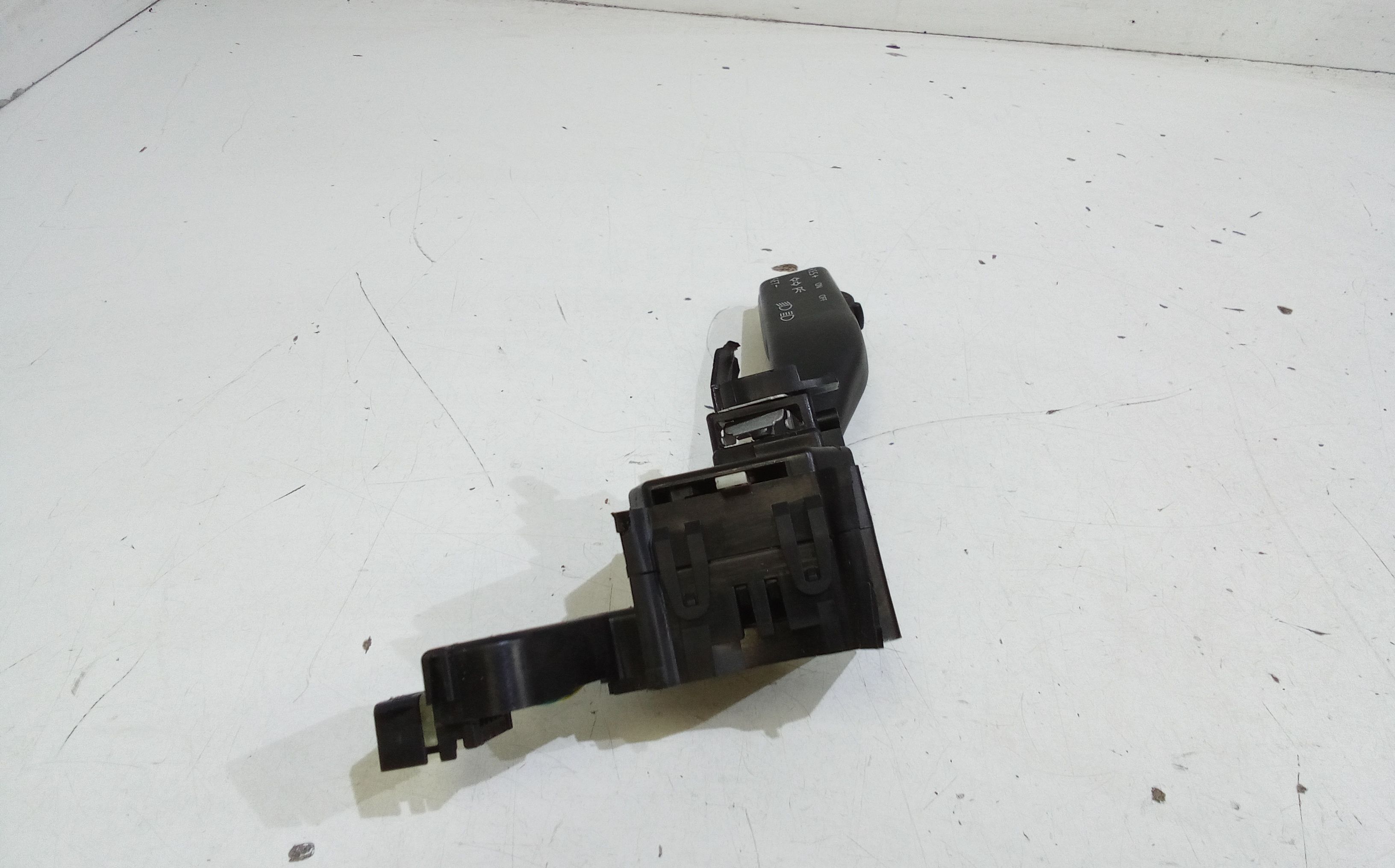 Devioluci sinistro VOLKSWAGEN Golf 5 Berlina (03>08)