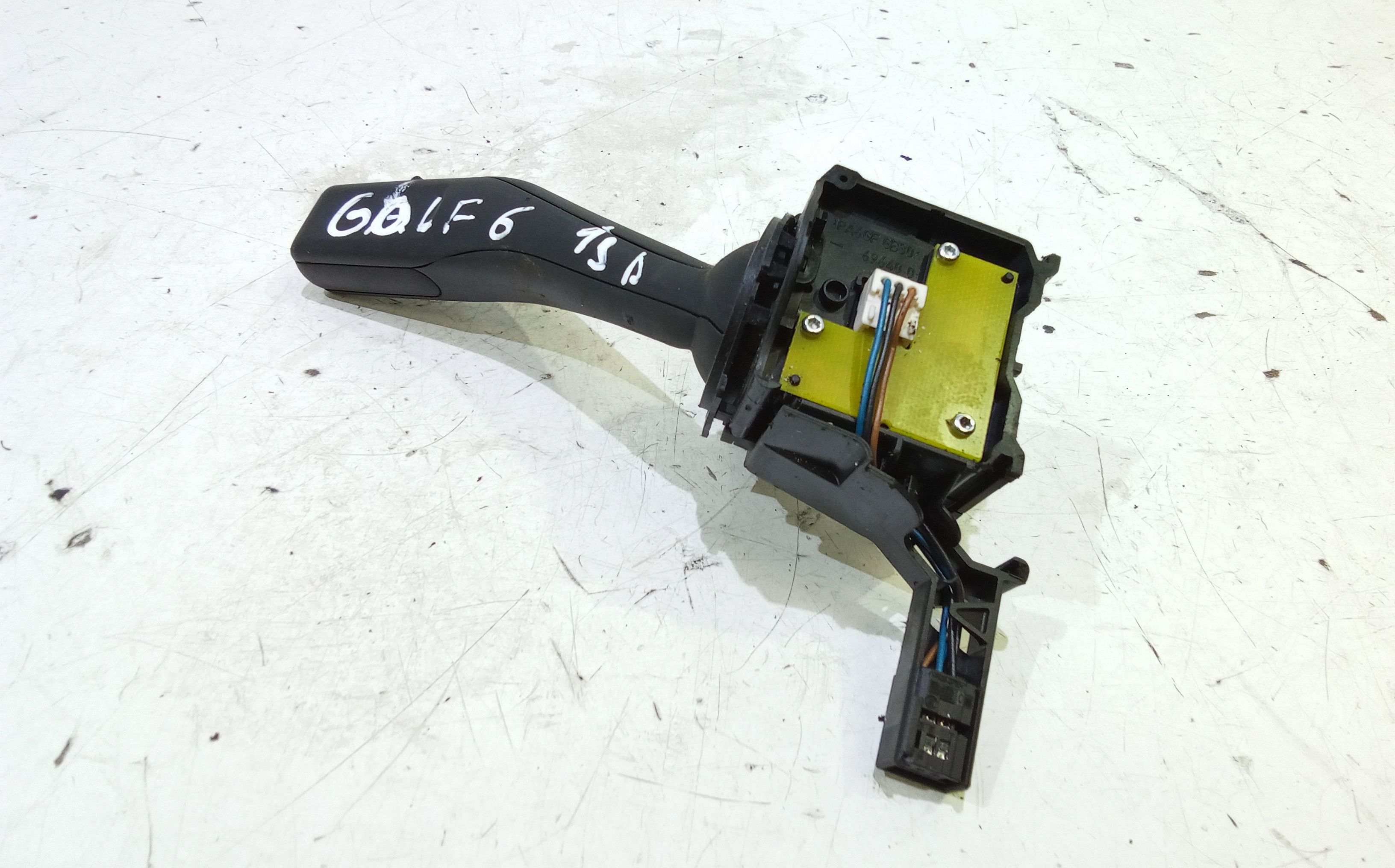 Devioluci destro VOLKSWAGEN Golf 6 Berlina (08>12)