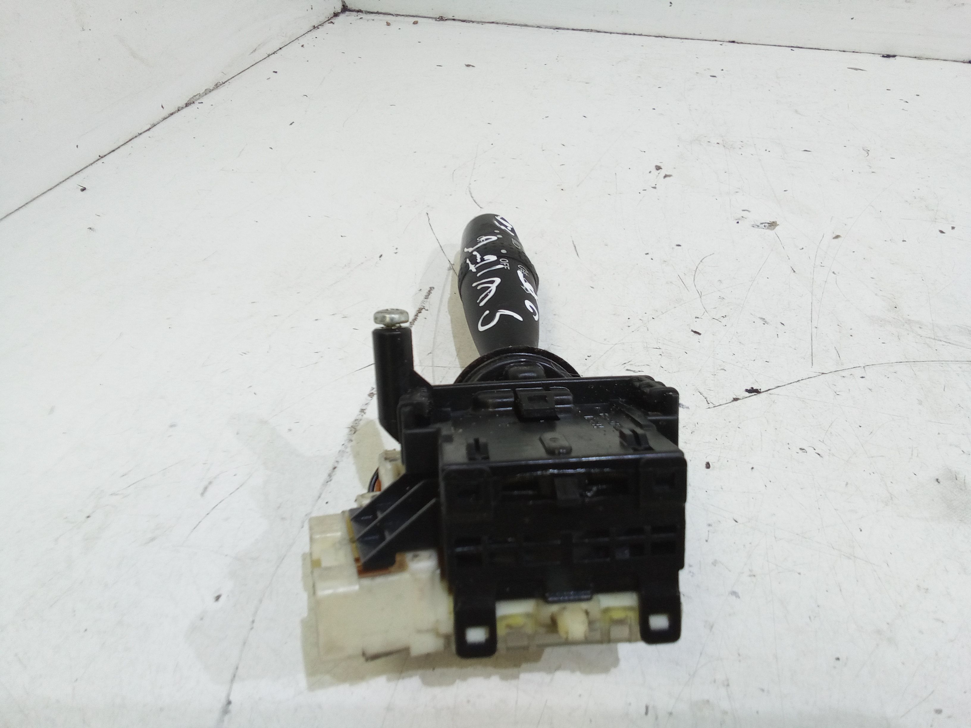 Devioluci destro SUZUKI Swift 4 Serie (04>10)