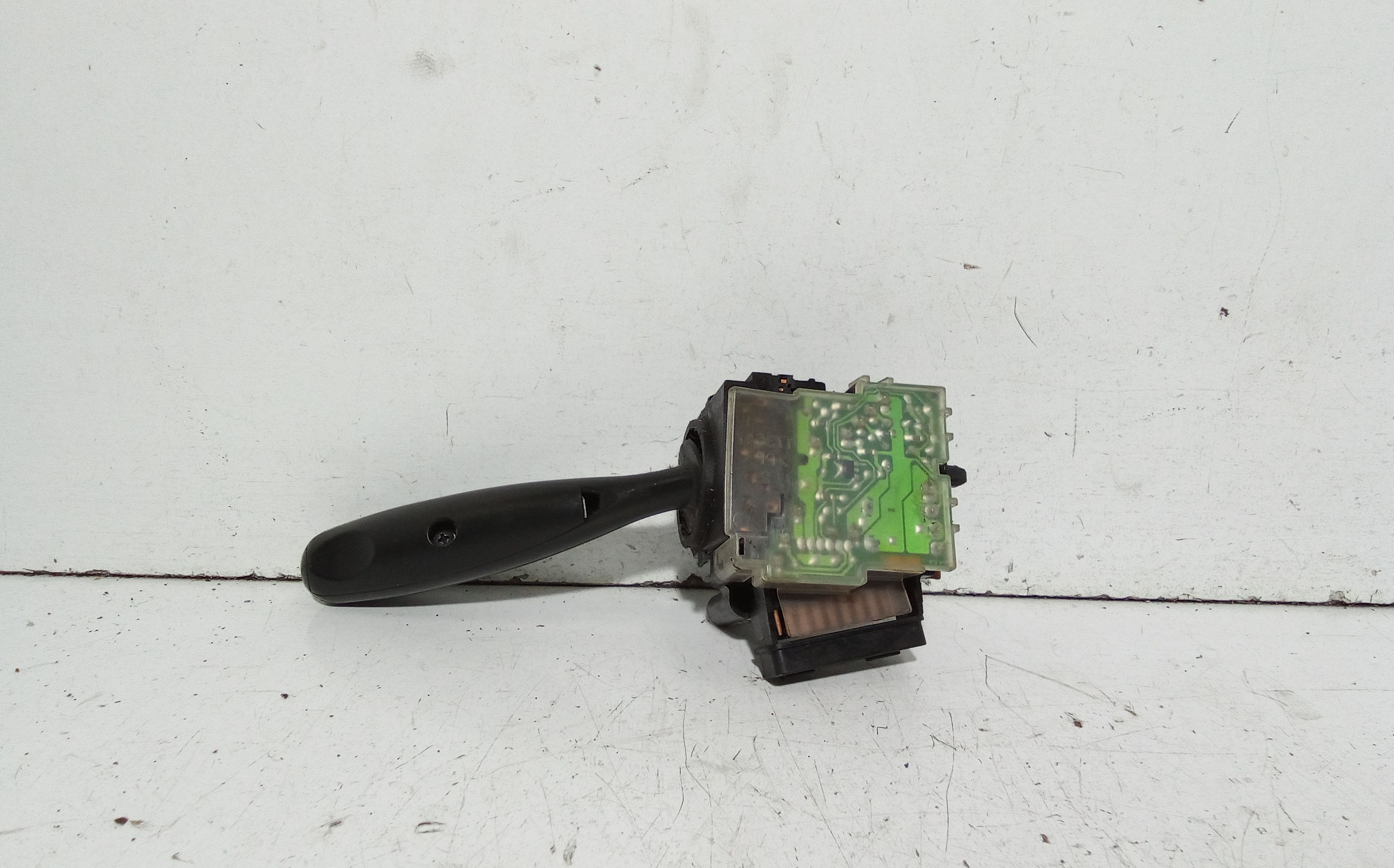 Devioluci destro DAIHATSU Terios 2 Serie