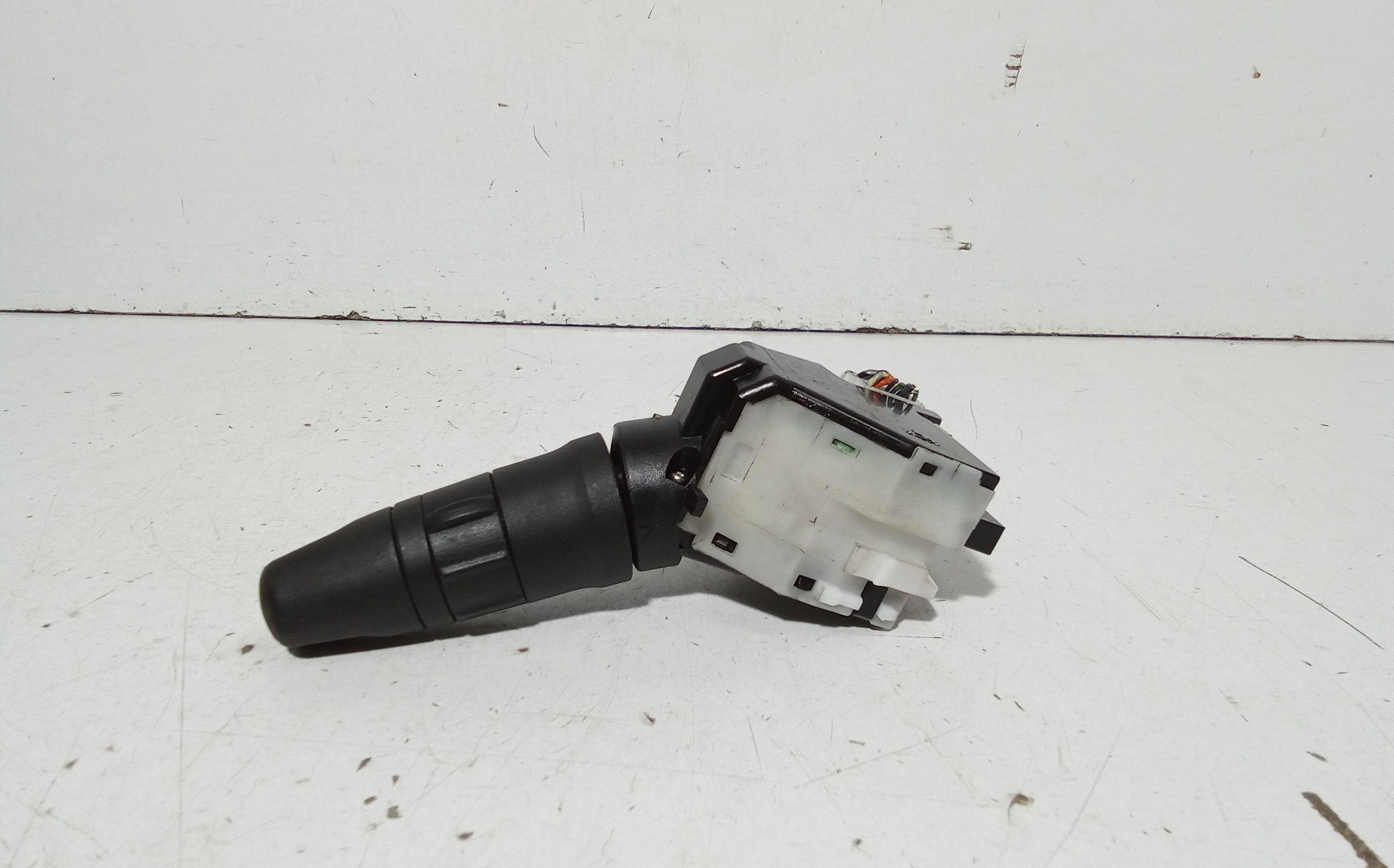 Devioluci destro NISSAN Note 1 Serie