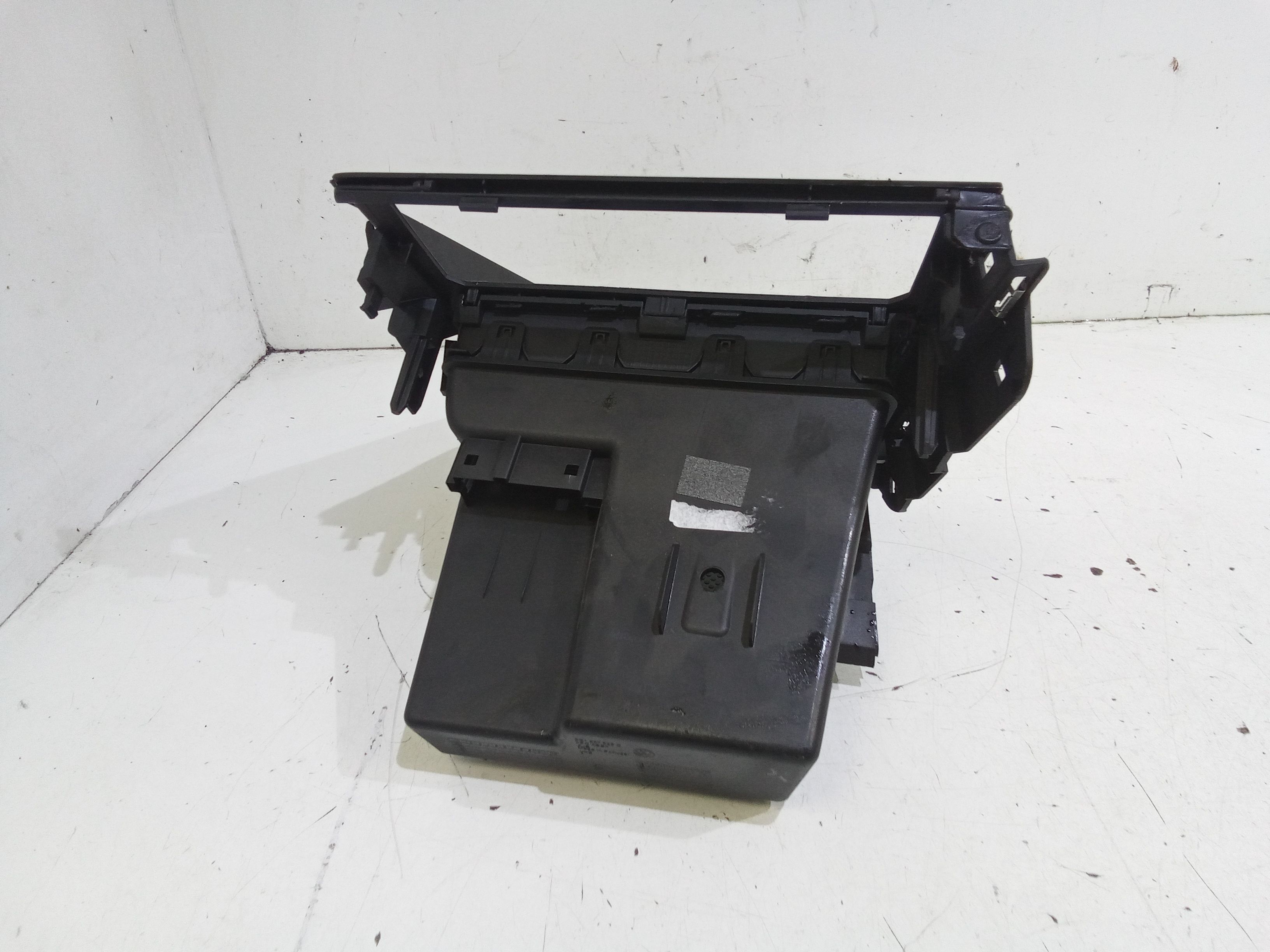 Cornice leva cambio VOLKSWAGEN Polo 6 Serie