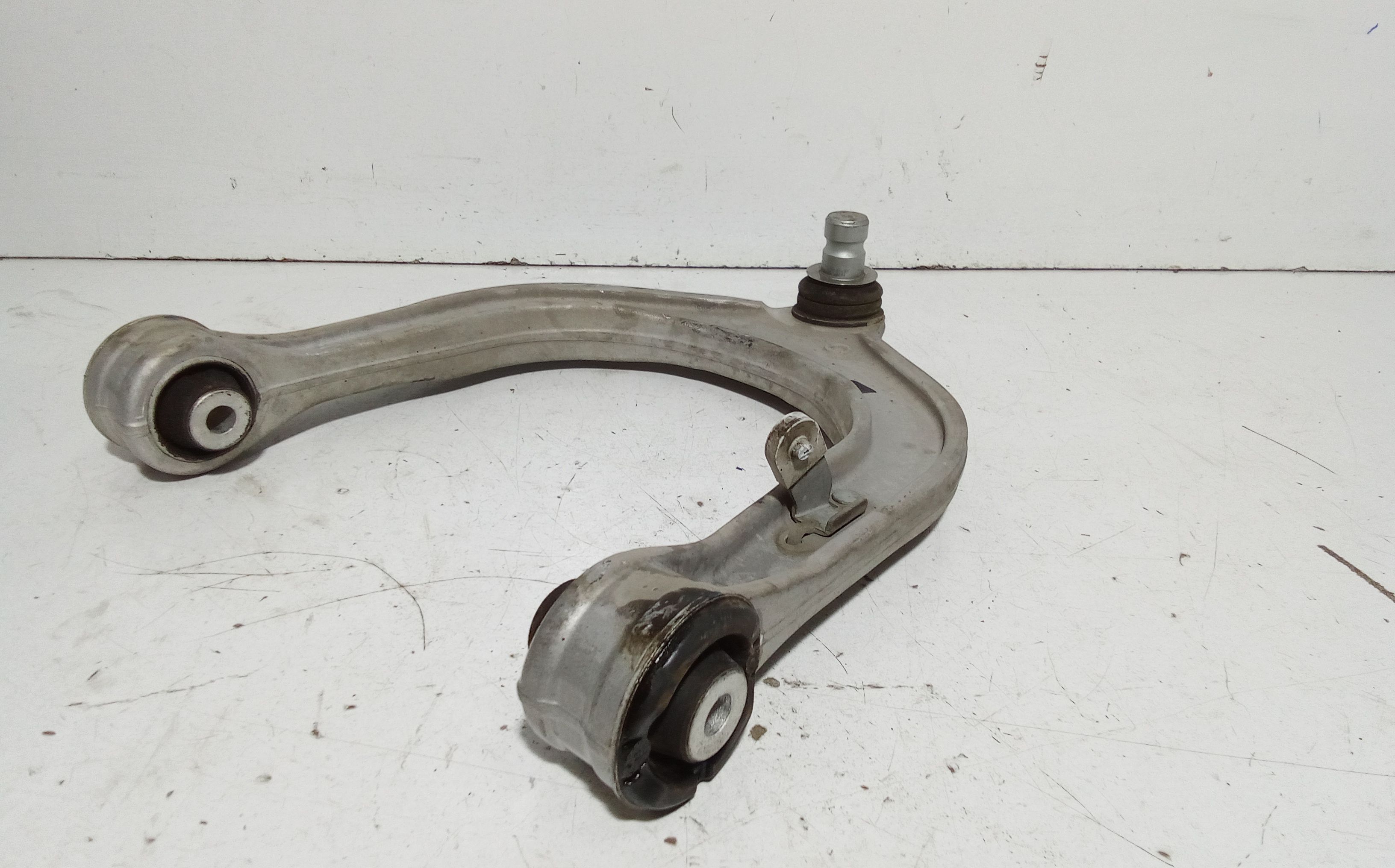 Braccio Oscillante Superiore Ant. SX BMW X6 Serie (F96) (19>)