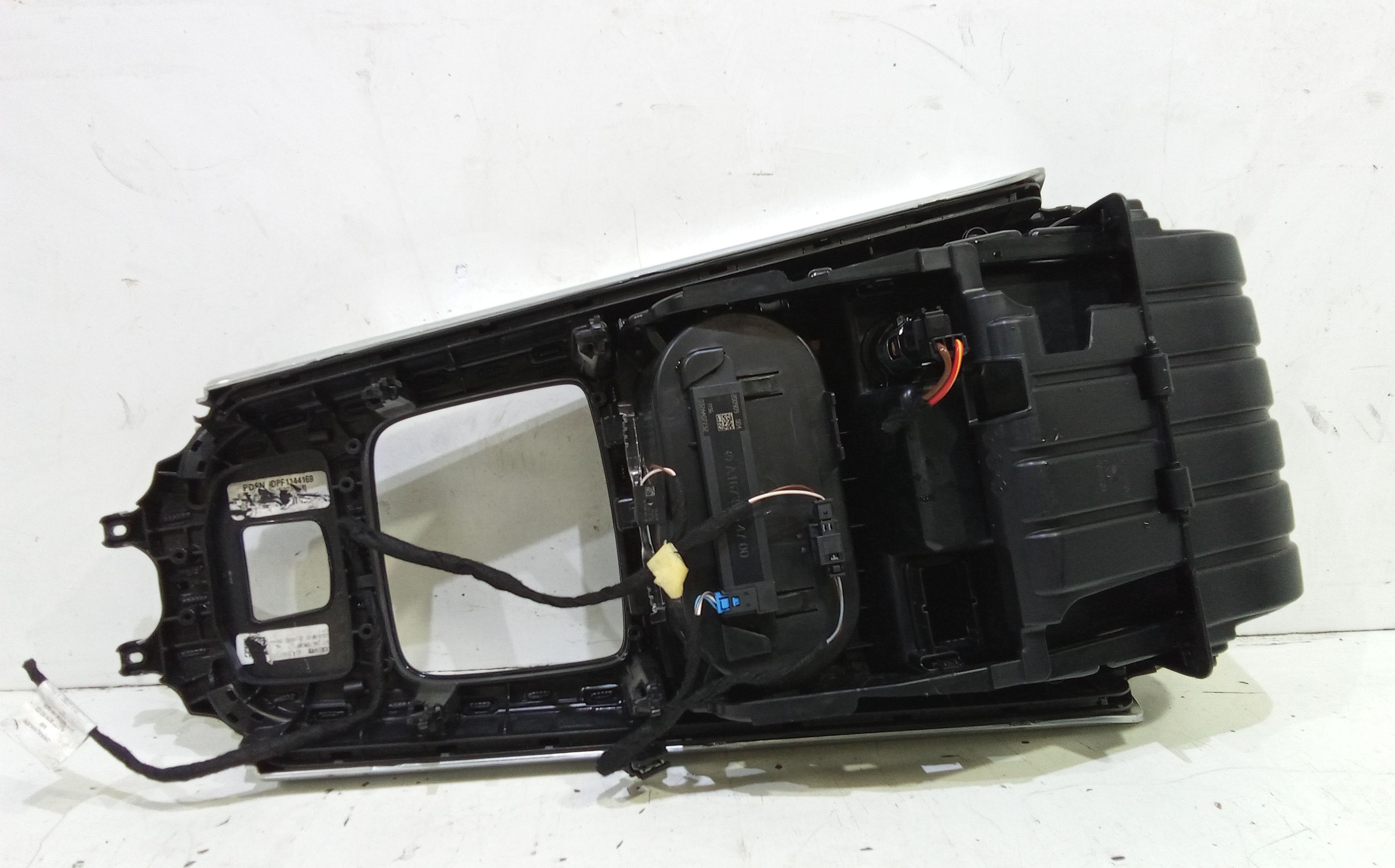 Modanatura console tunnel centrale MERCEDES GLB Serie (X247) (19>)