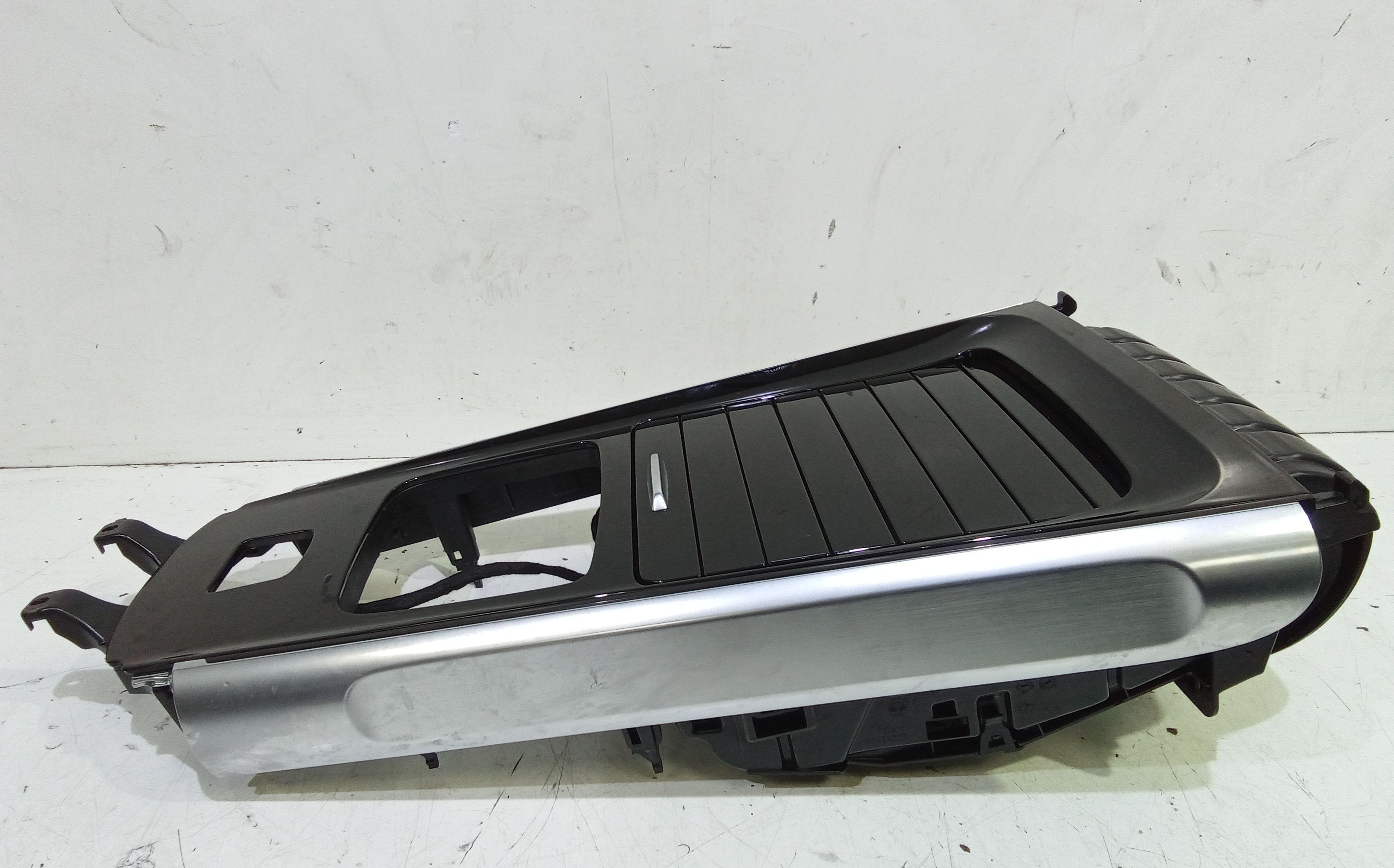 Modanatura console tunnel centrale MERCEDES GLB Serie (X247) (19>)