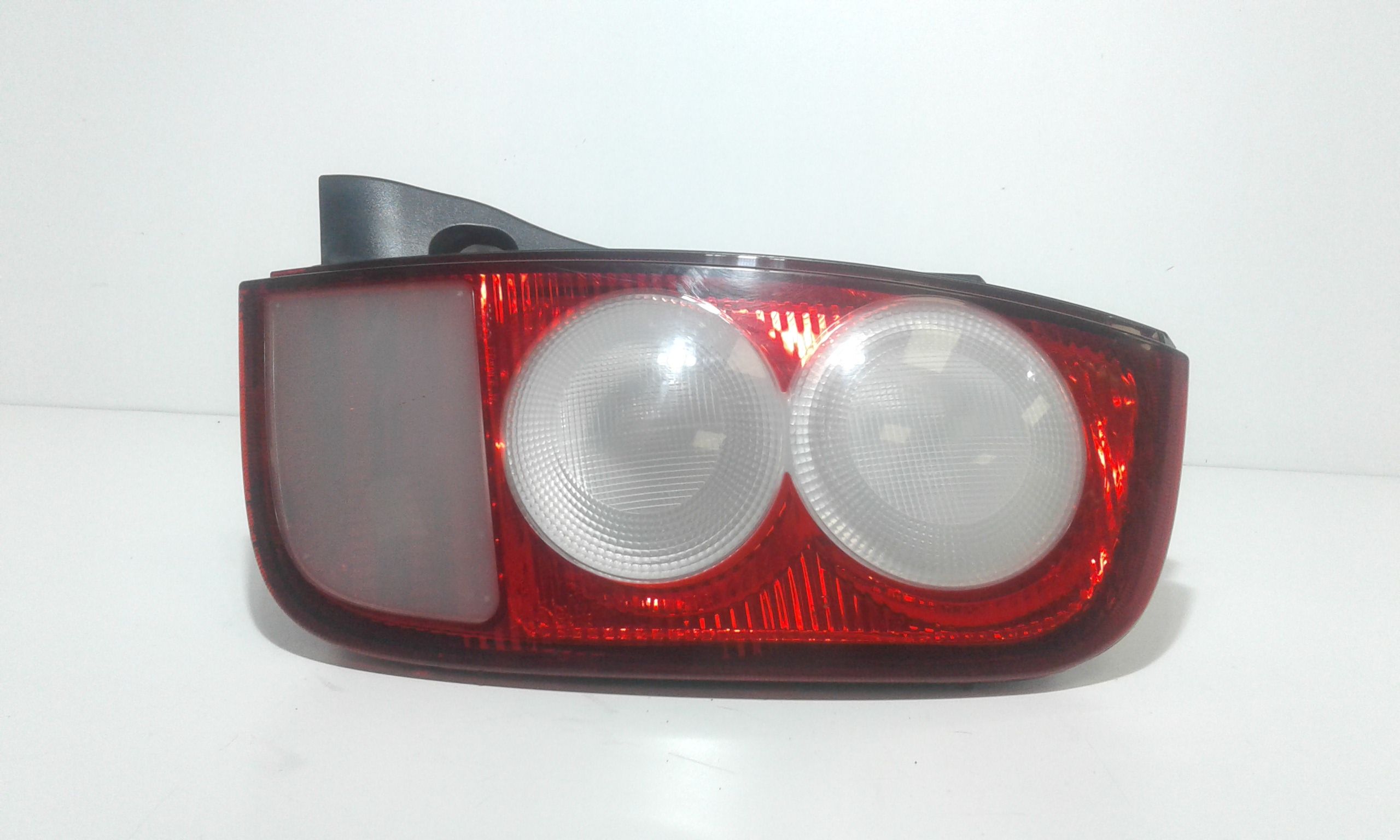 Stop fanale posteriore Destro Passeggero NISSAN Micra 4 Serie