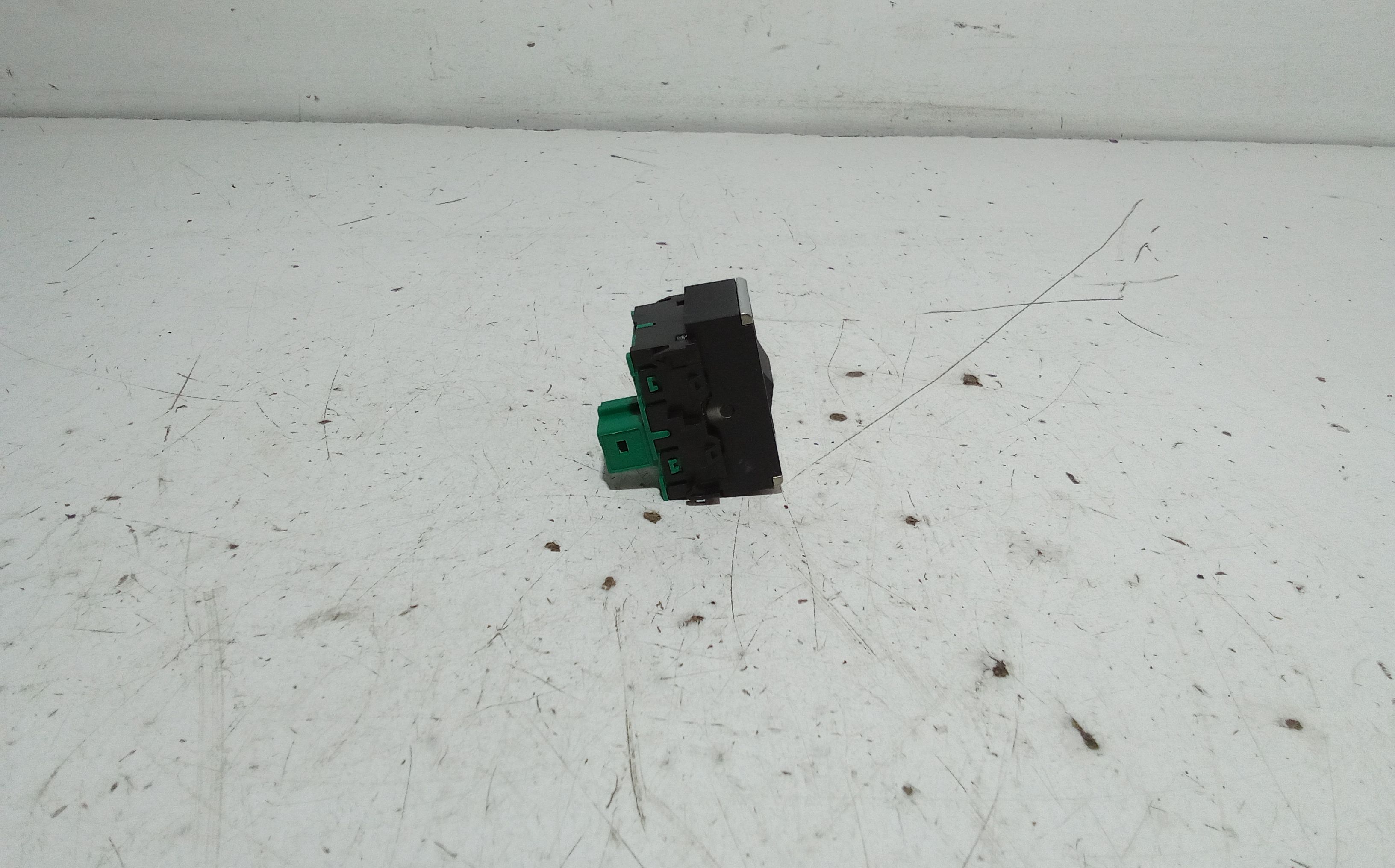 Pulsante modalita  guida PEUGEOT 208 Serie (19>)