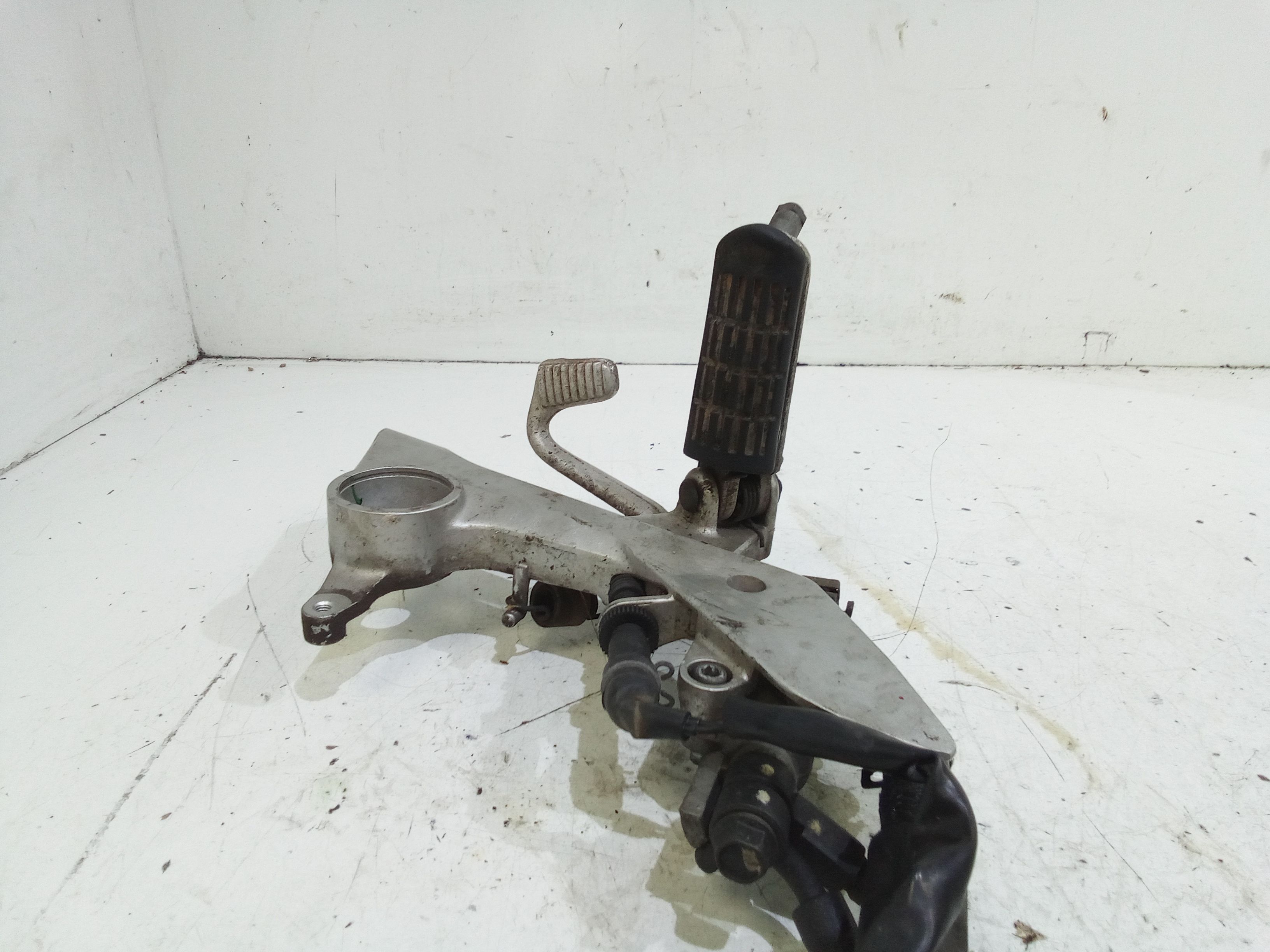 Supporto leva freno anteriore HONDA VFR 800cc (98>01)