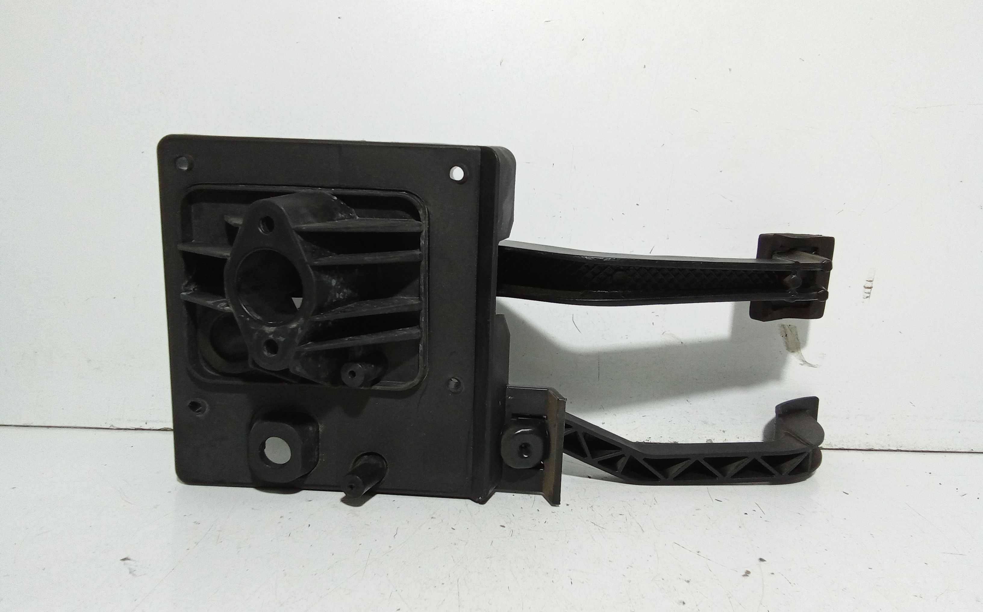 Pedaliera freno e acceleratore per cambio automatico MICROCAR DUE Serie P85 (18>)