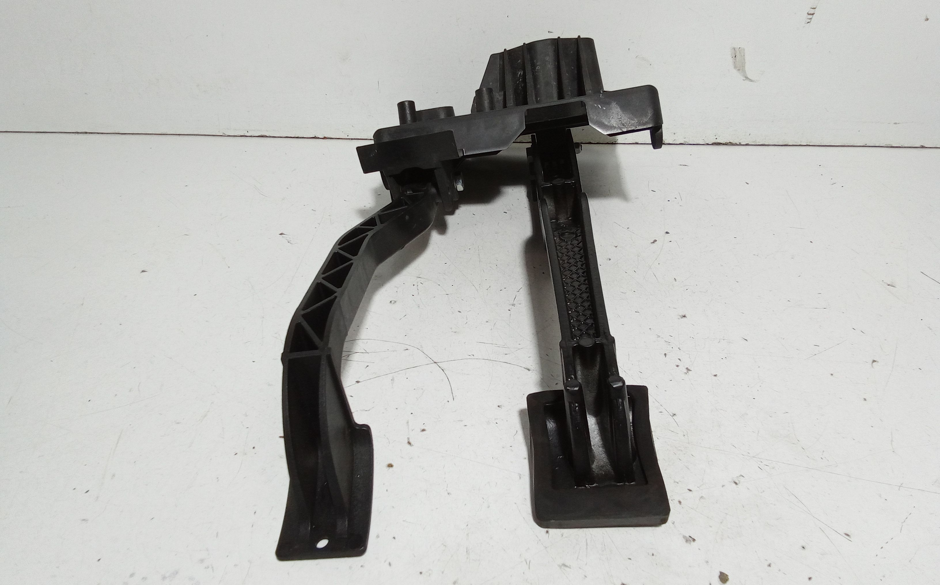 Pedaliera freno e acceleratore per cambio automatico MICROCAR DUE Serie P85 (18>)