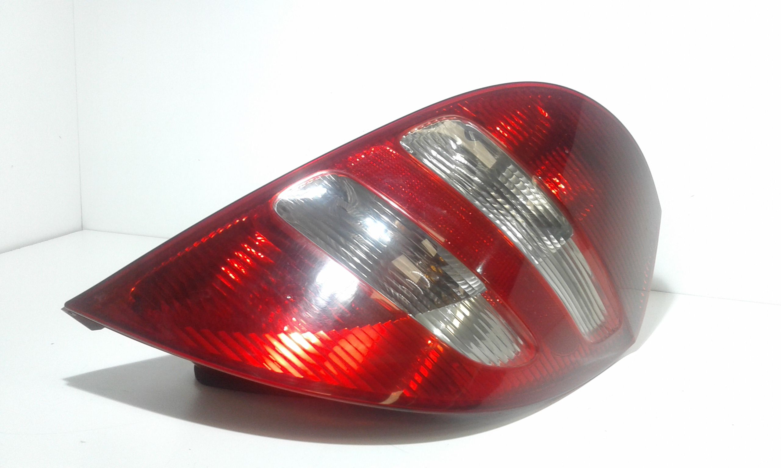 Stop fanale posteriore Destro Passeggero MERCEDES Classe A W169 3 Serie