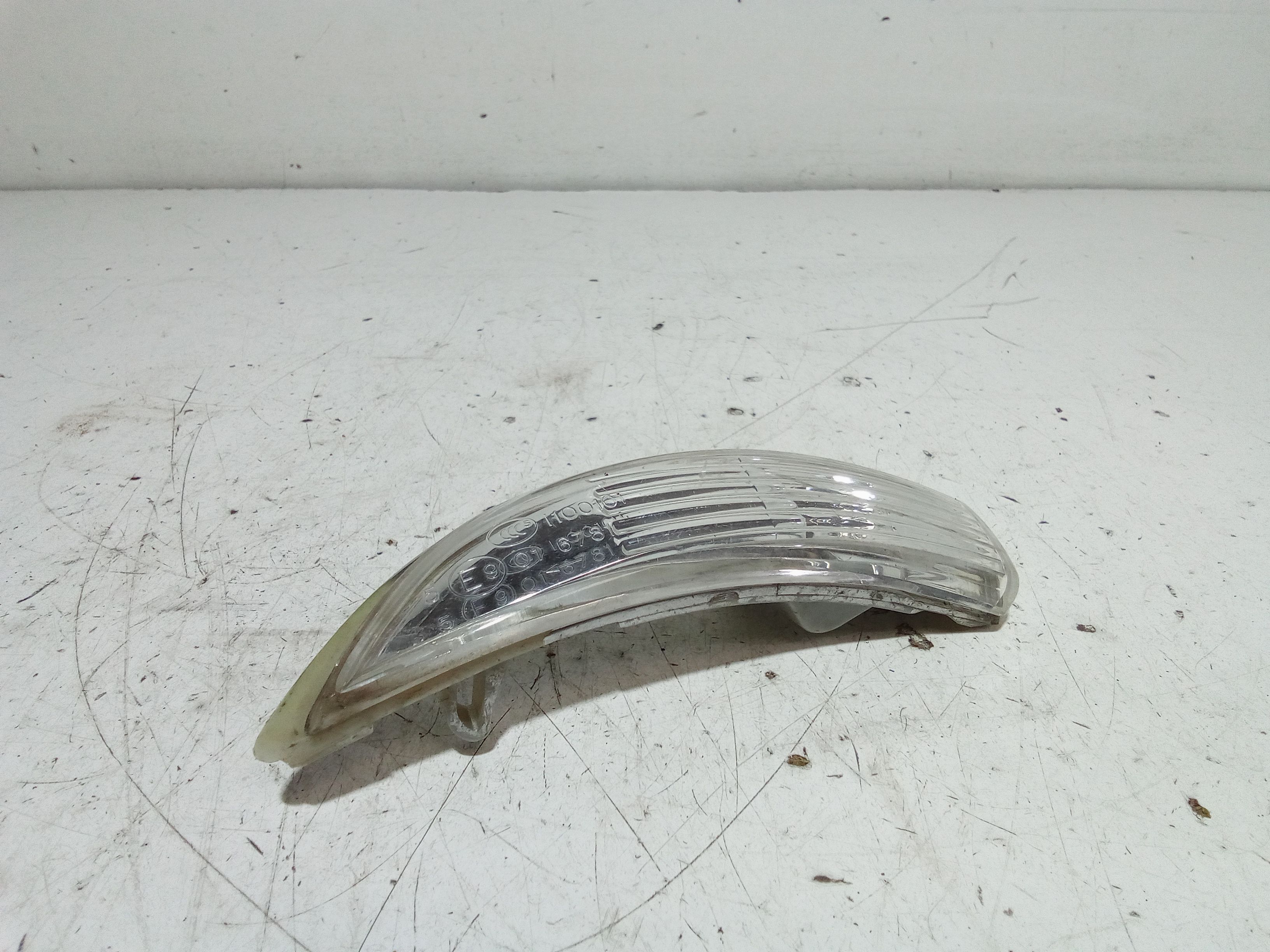 Freccia specchietto retrovisore SX FORD Fiesta 6 Serie