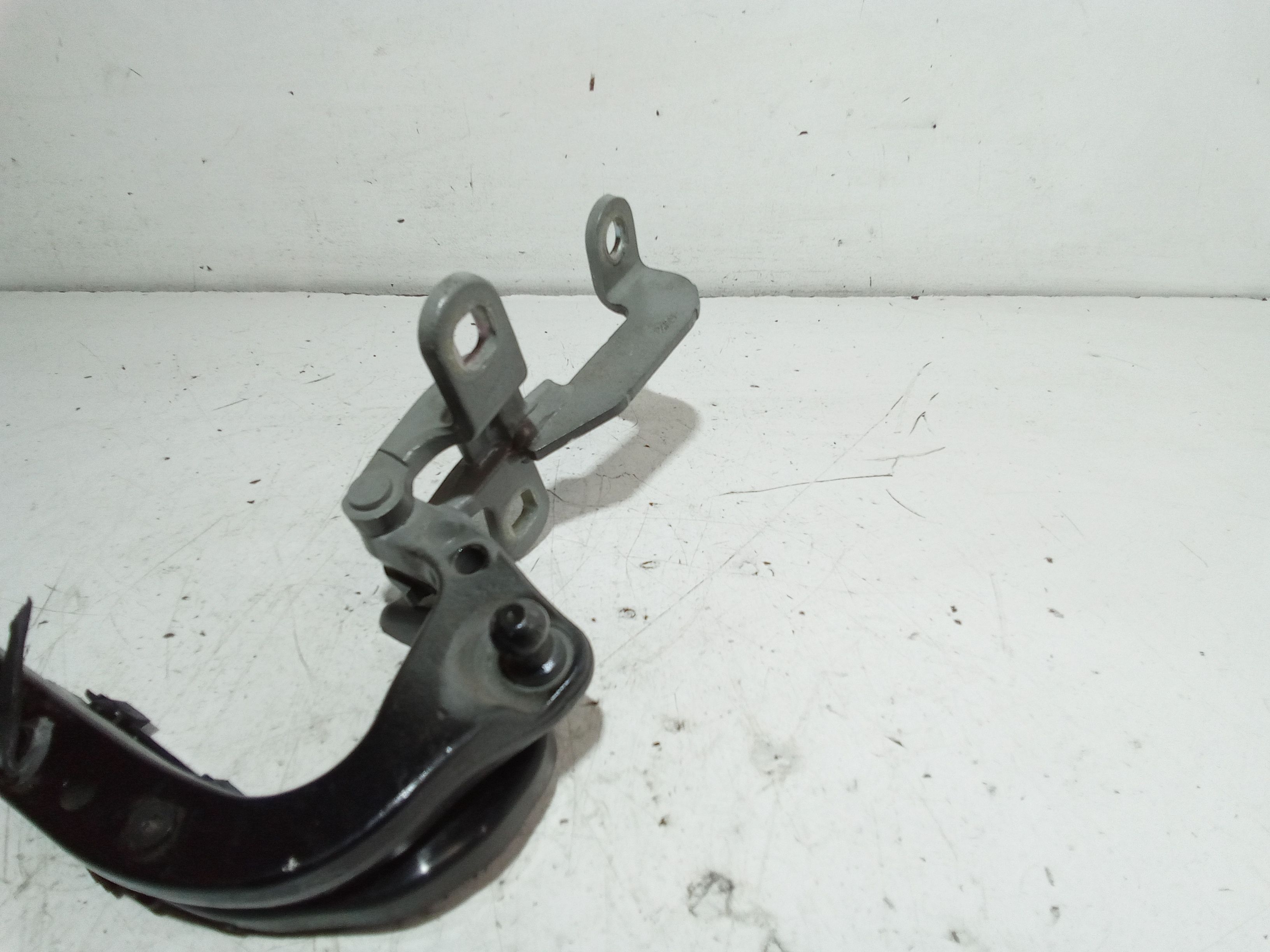 Cerniera cofano anteriore DX BMW X3 1 Serie