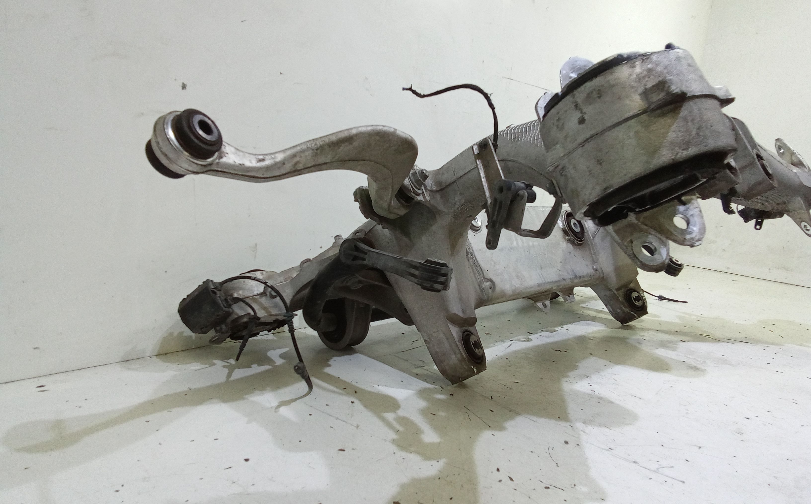 Culla Posteriore BMW X6 Serie (F96) (19>)