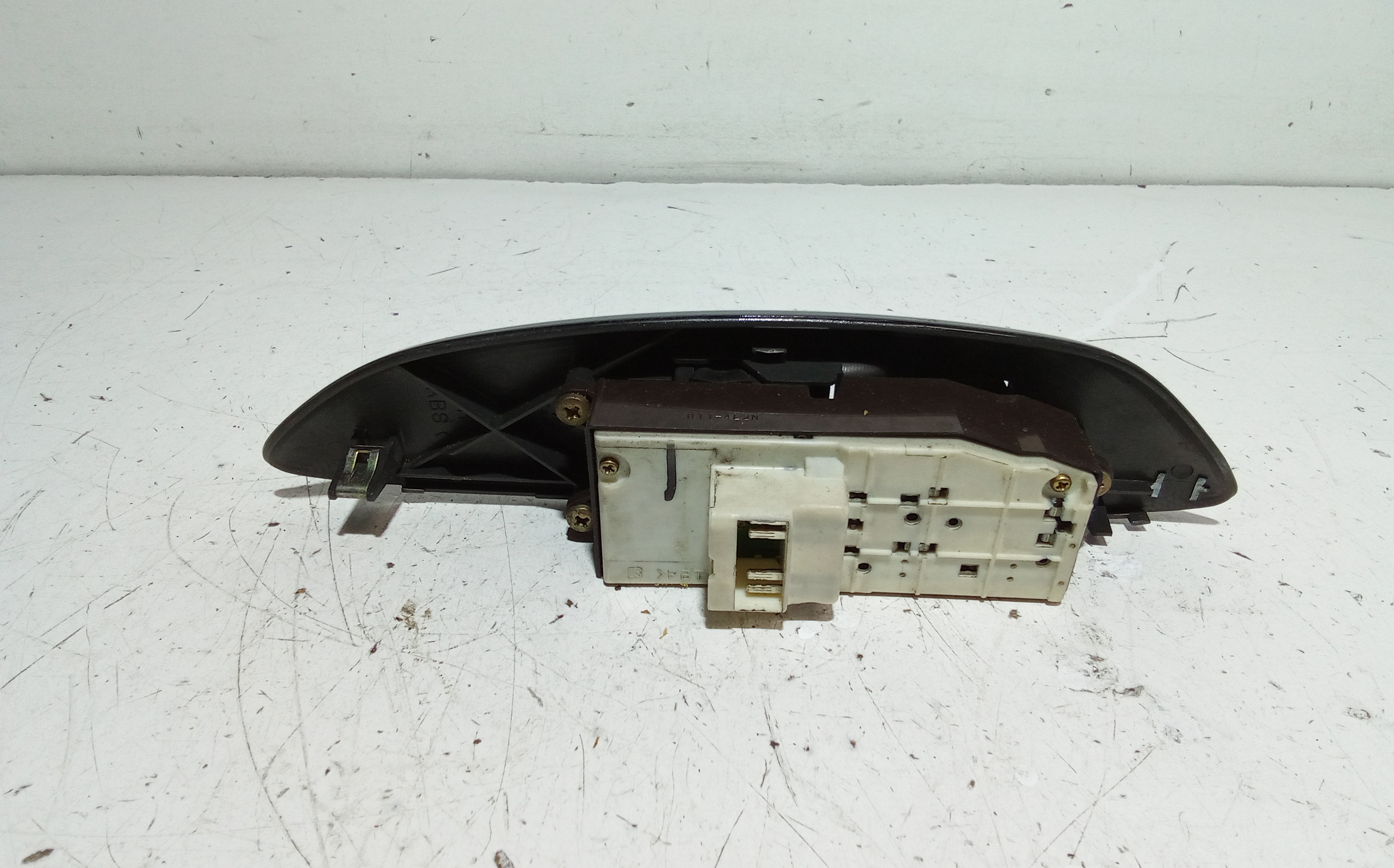 Pulsantiera anteriore sinistra Guida per Toyota Yaris 2 Serie