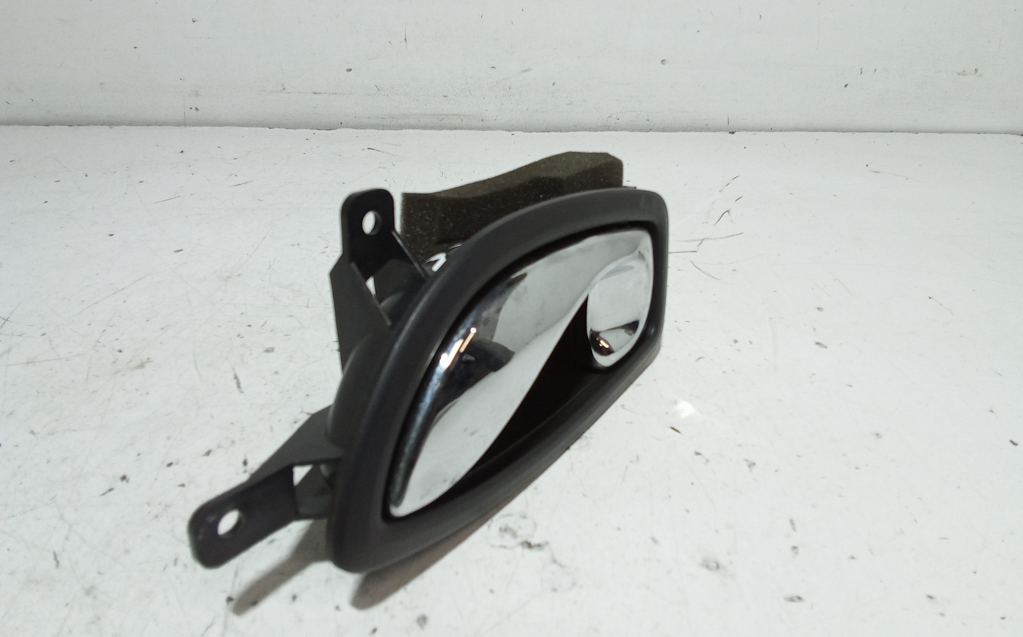 Maniglia interna Posteriore Sinistra per Renault Koleos 1 Serie (2008 - In produzione)