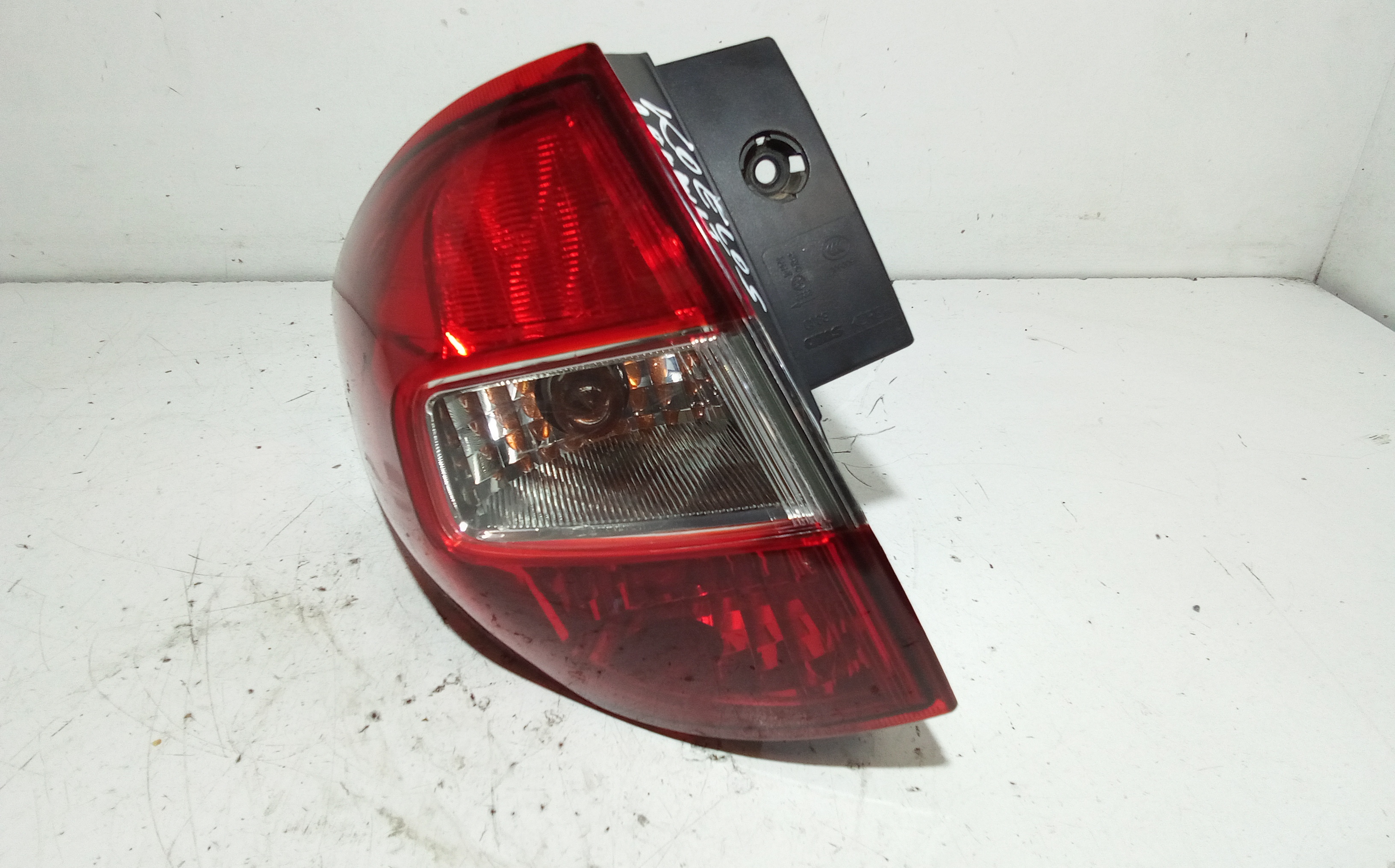 Stop fanale Posteriore sinistro lato Guida per Renault Koleos 1 Serie (2008 - In produzione)