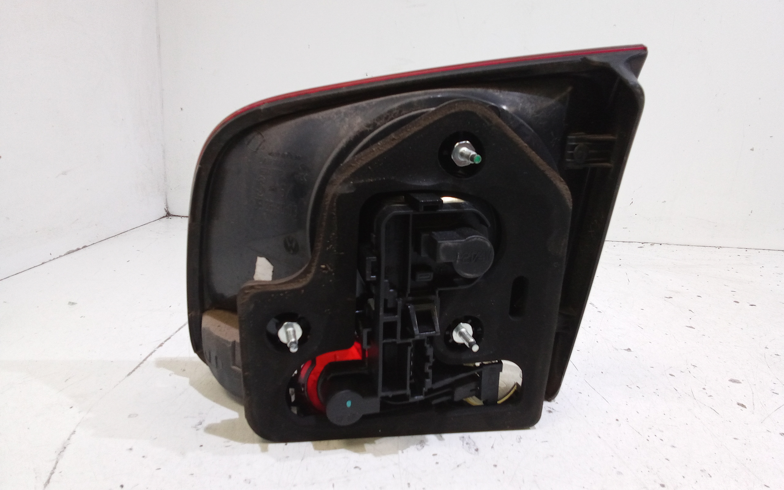 Stop Posteriore Sinistro Integrato nel Portello per Volkswagen Touareg 2 Serie (2010 - In produzione)