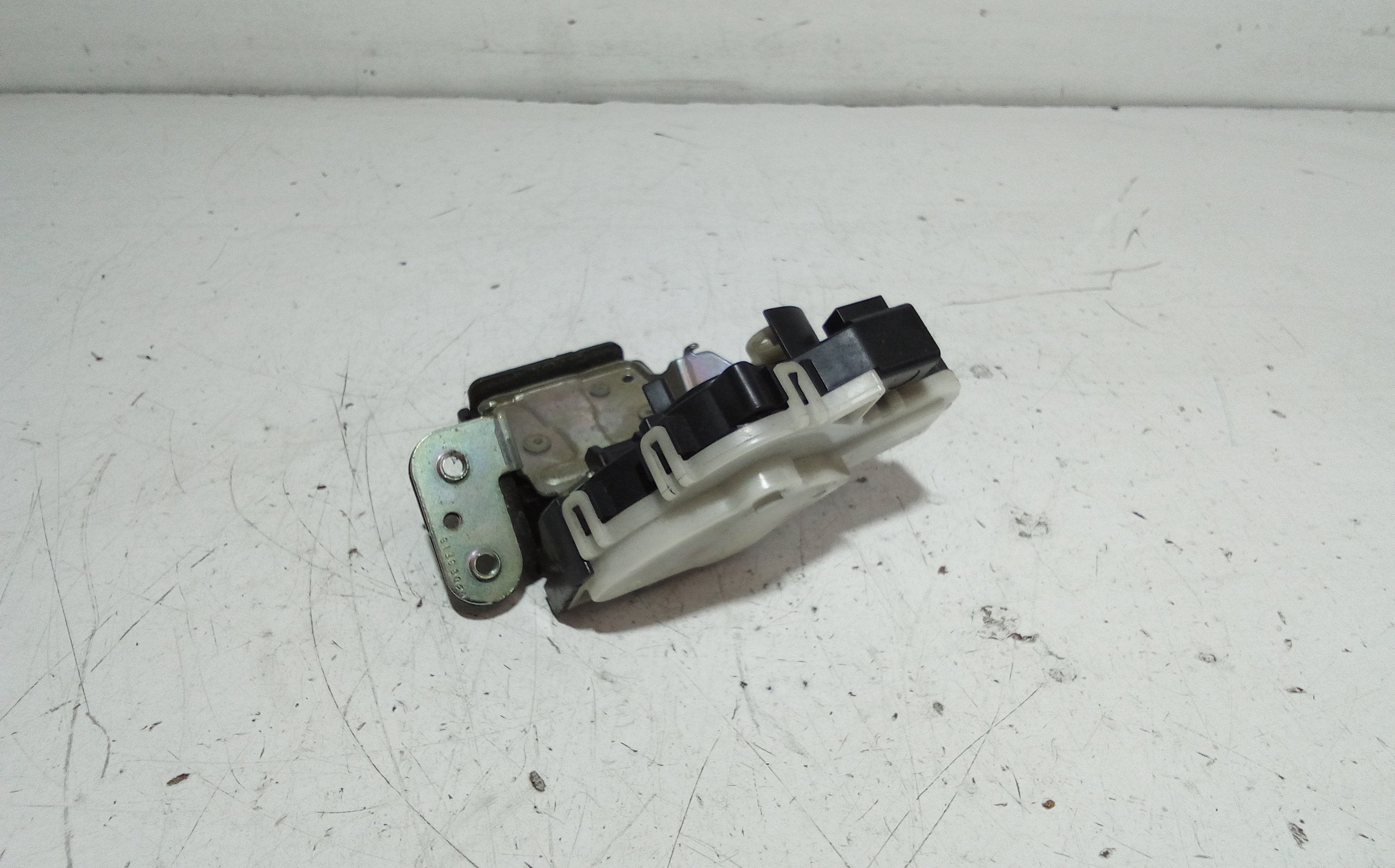 Serratura Cofano Posteriore per Mazda Cx-5 Serie (2012 - 2016)