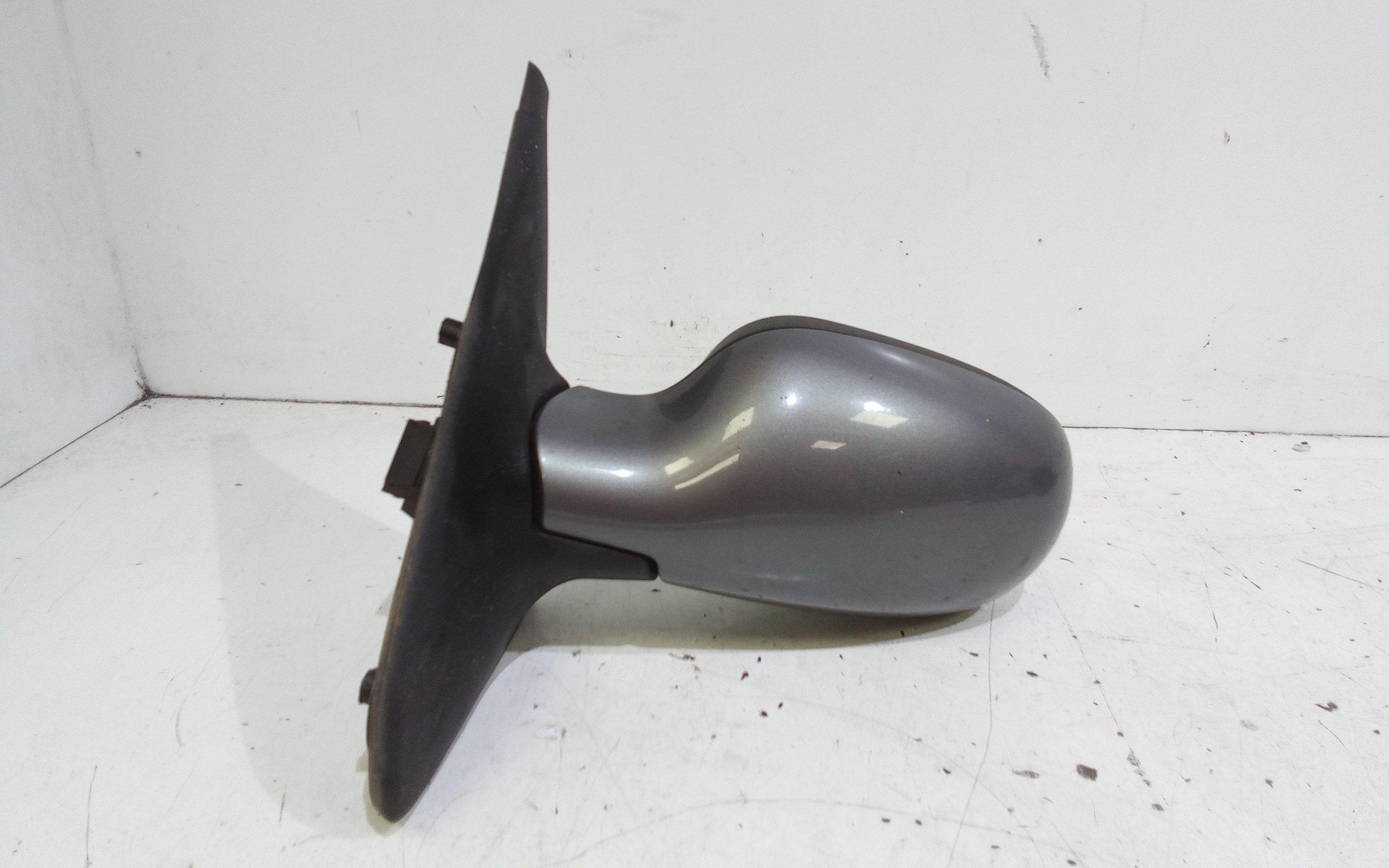 Specchietto Retrovisore Sinistro per Renault Clio Serie (01>05) (2001 - 2005)