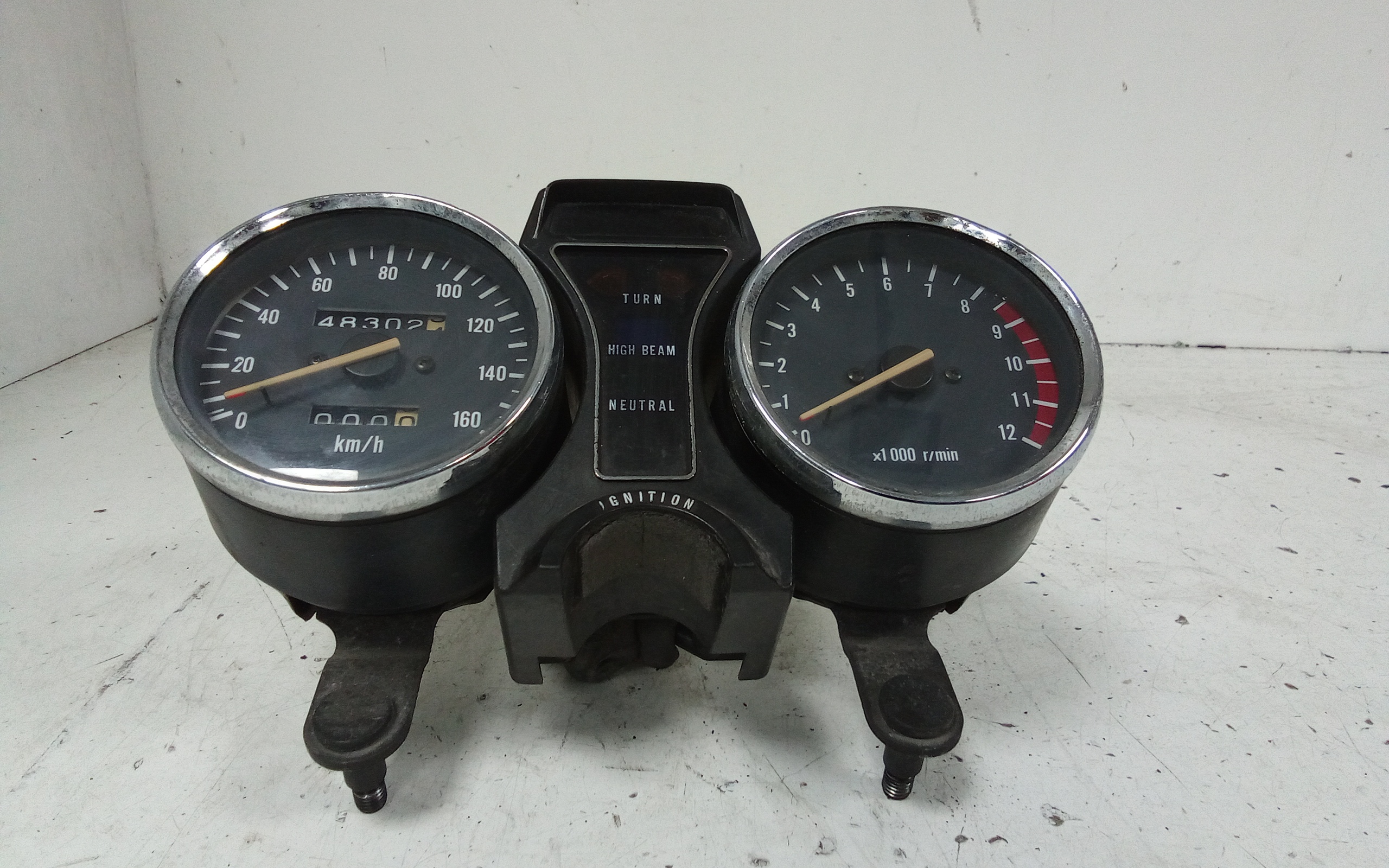 TACHIMETRO UNITÀ TACHIMETRO Suzuki GS 850 G Di GS72A EUR 35,98 - Foto 9