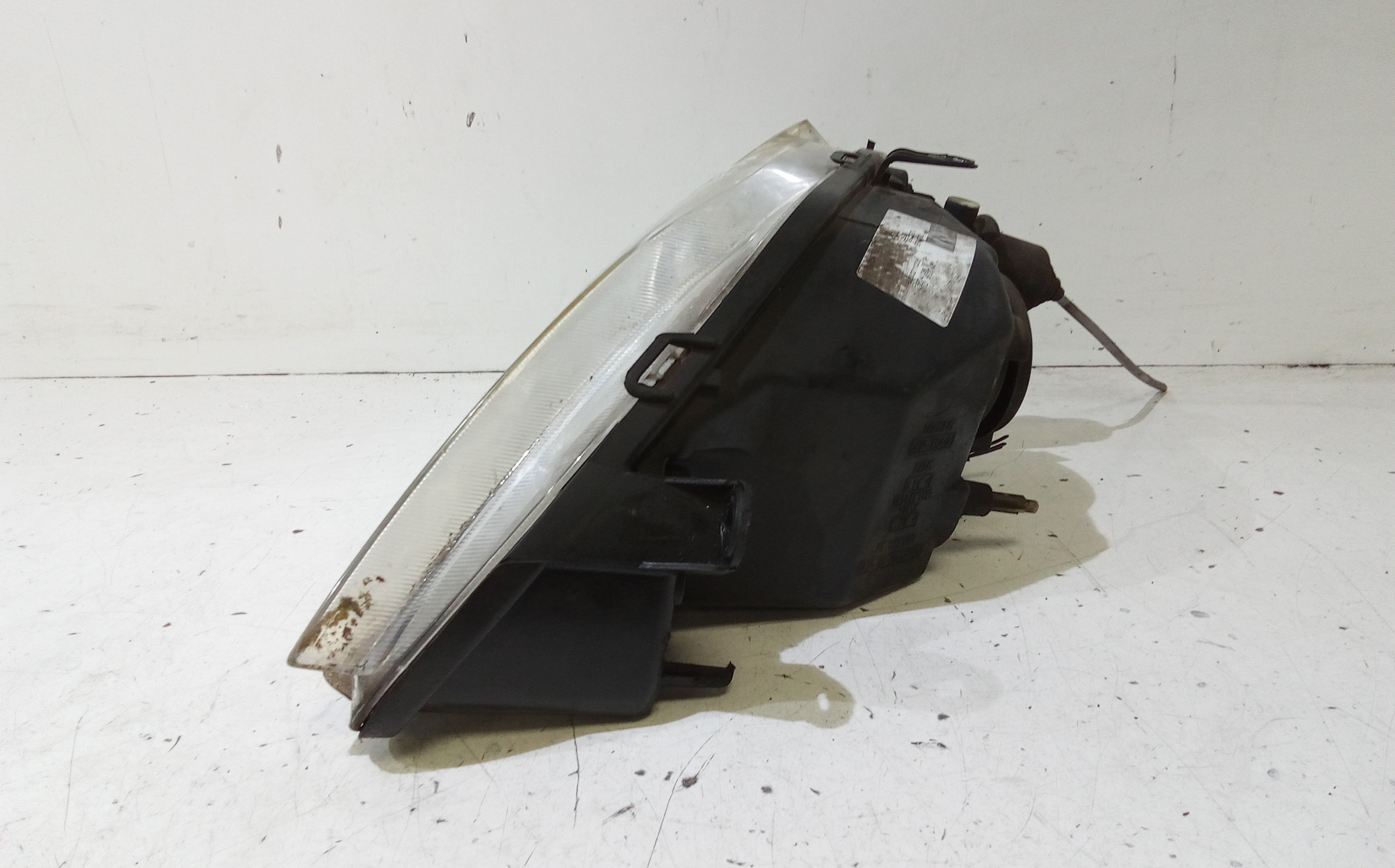 Faro anteriore Destro Passeggero per Dacia Logan 1 Serie (2004 - 2008)