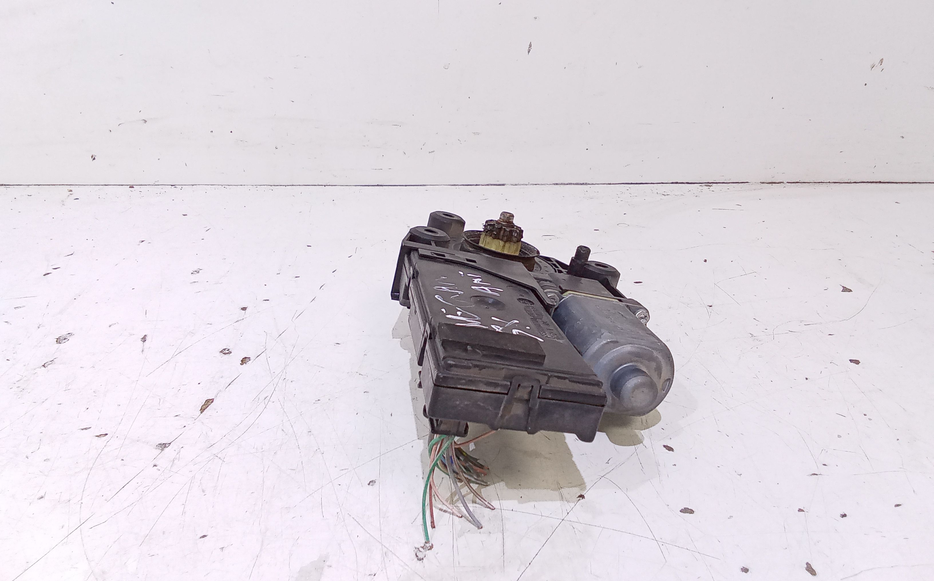 Motorino Alzavetro anteriore Sinistro RENAULT Megane III (08>16)