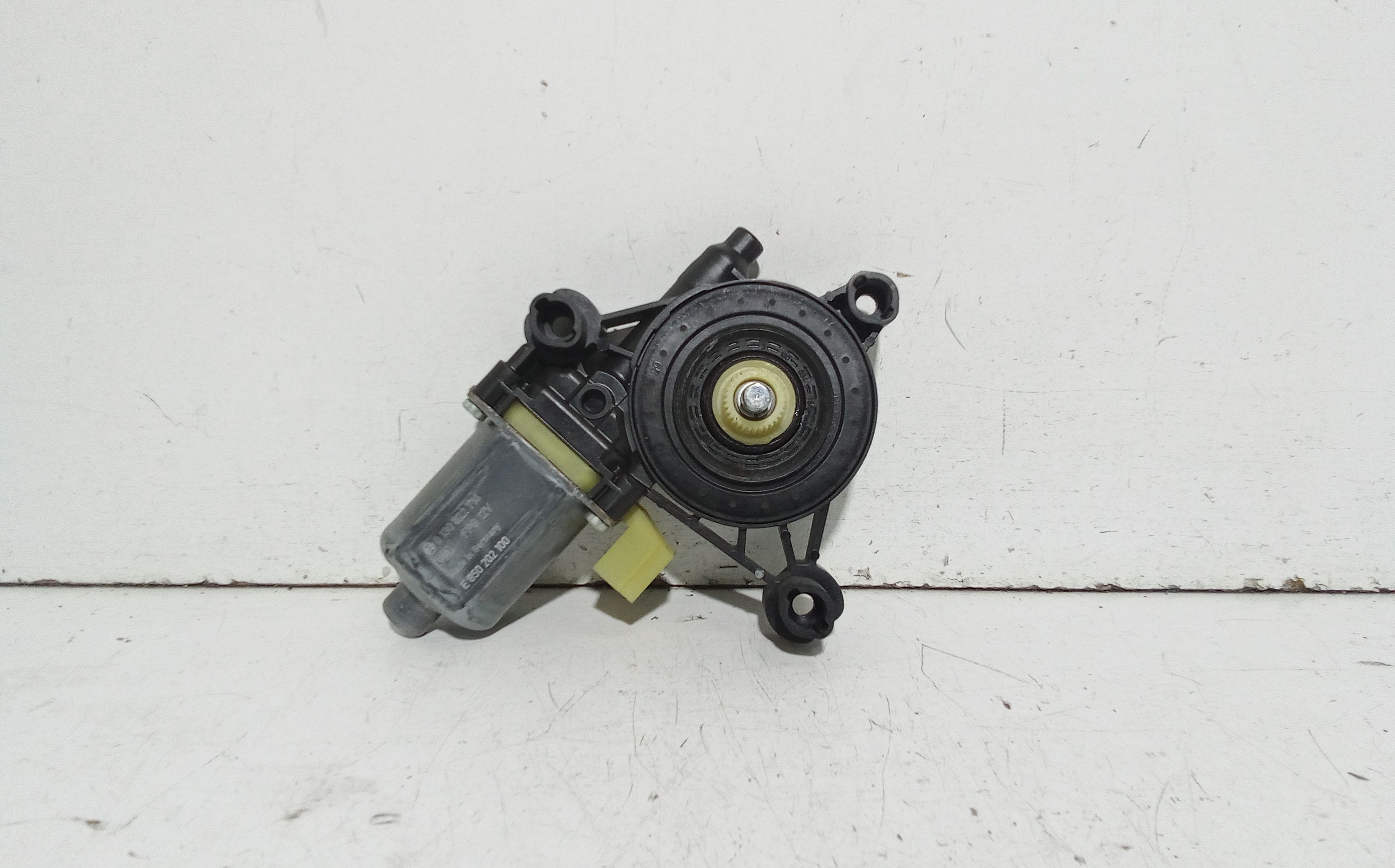 Motorino Alzavetro anteriore Sinistro AUDI Q2 Serie (GAB) (16>)